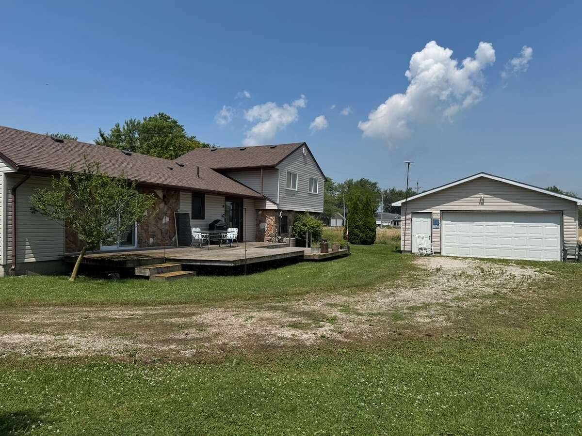 3104 St Clair Pkwy, St. Clair, ON N0P 1H0