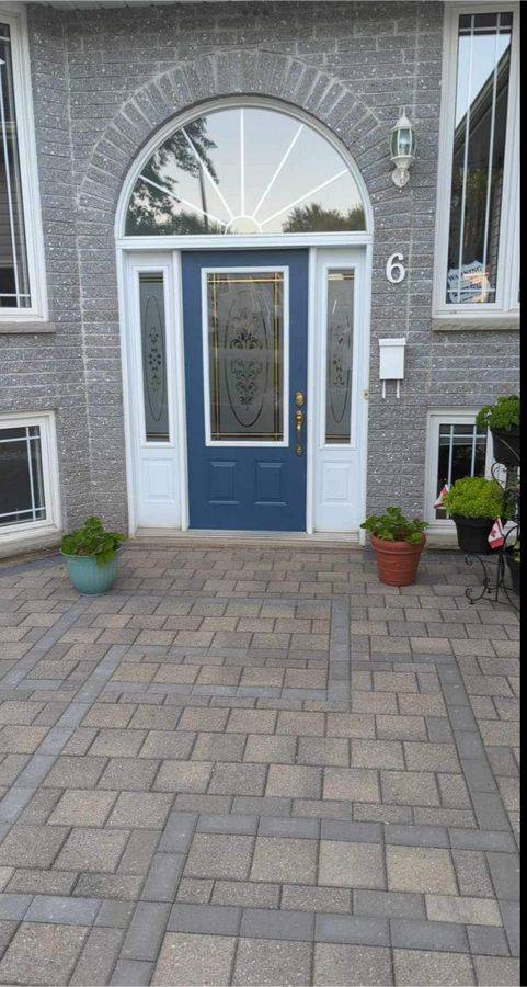 6 Gagnon CT, North Bay, ON P1B 9V3