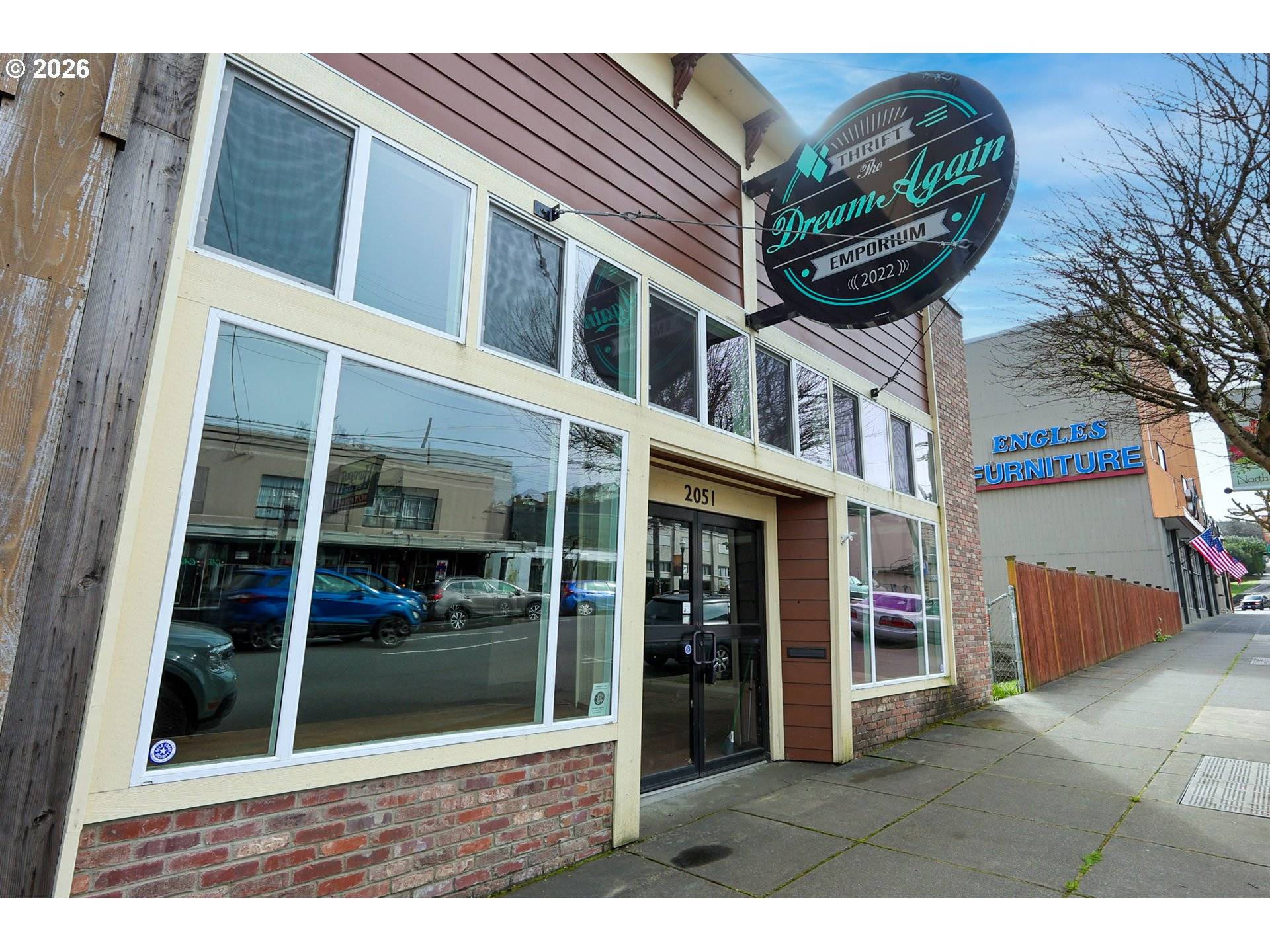 2051 SHERMAN AVE, North Bend, OR 97459