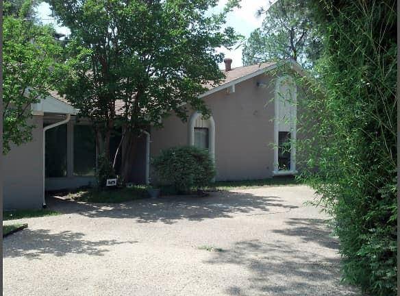 7604 Village Trail Drive, Dallas, TX 75254