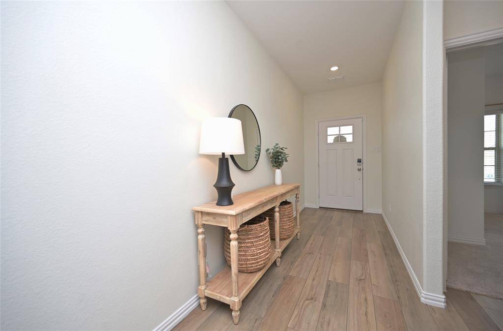 1212 Almond Road, Azle, TX 76020