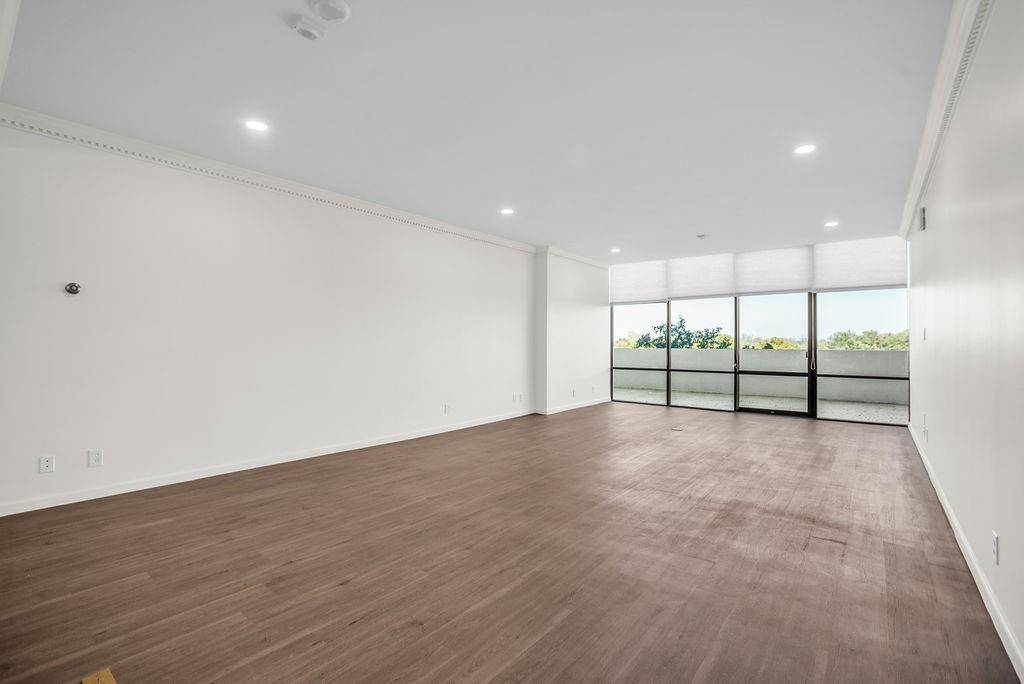 6335 W Northwest Highway #411, Dallas, TX 75225
