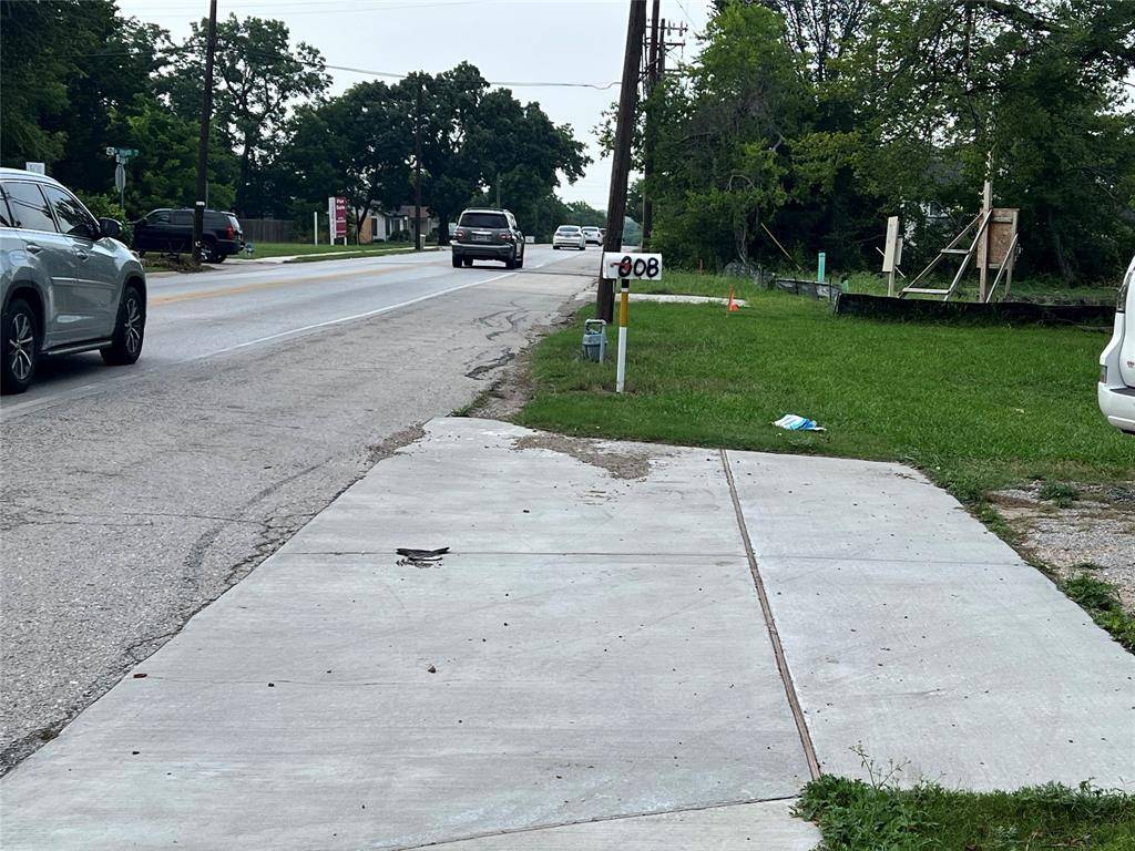 808 N Goliad Street, Rockwall, TX 75087