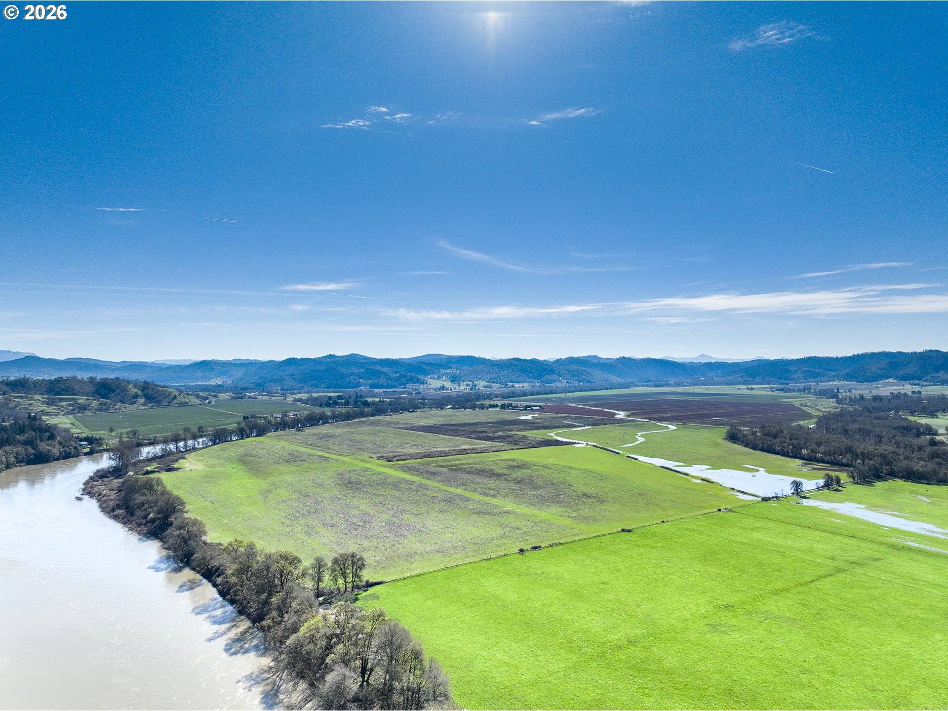 687 HUBBARD CREEK RD, Umpqua, OR 97486