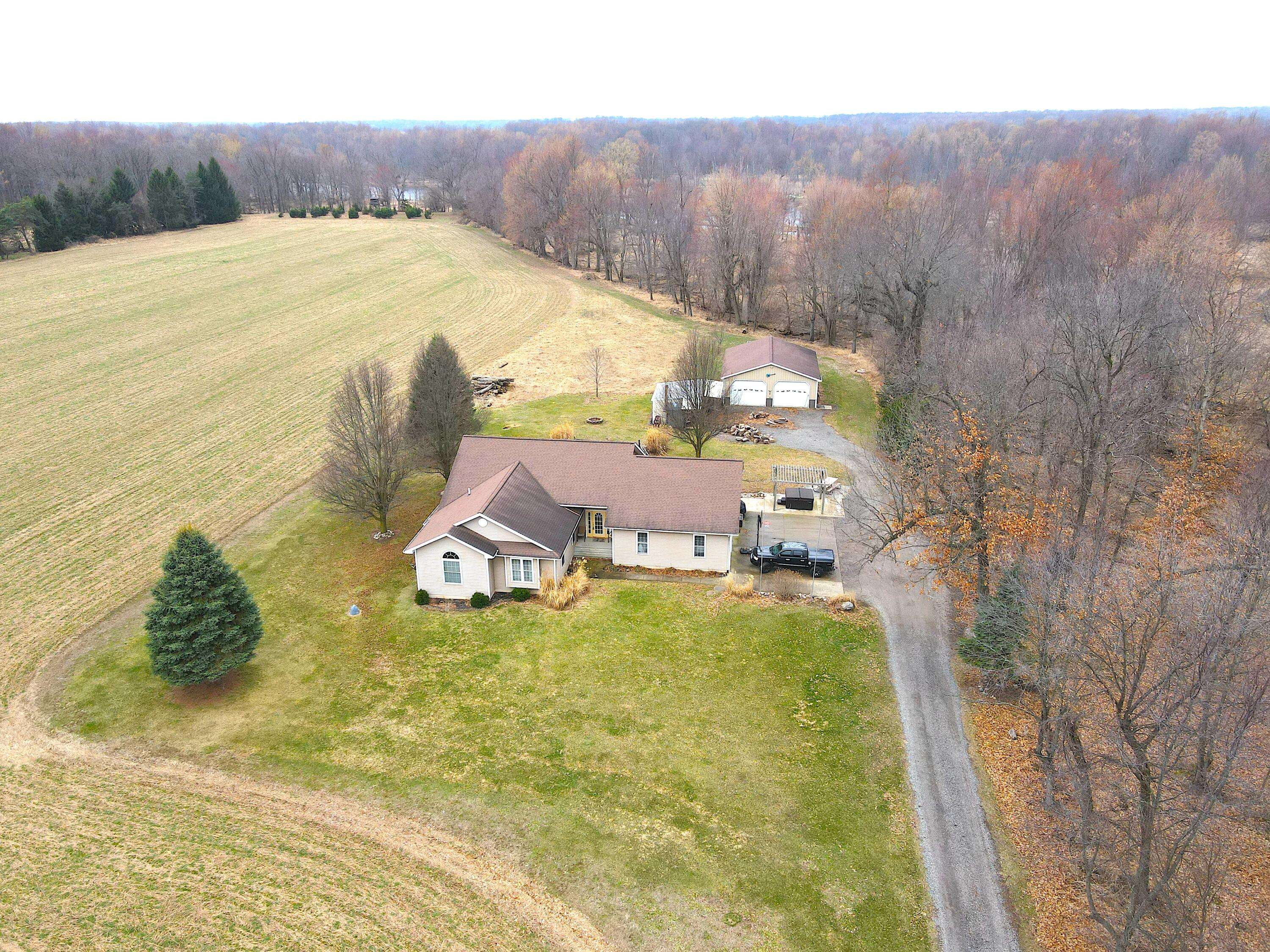 448 N Batavia RD, Batavia Twp, MI 49036