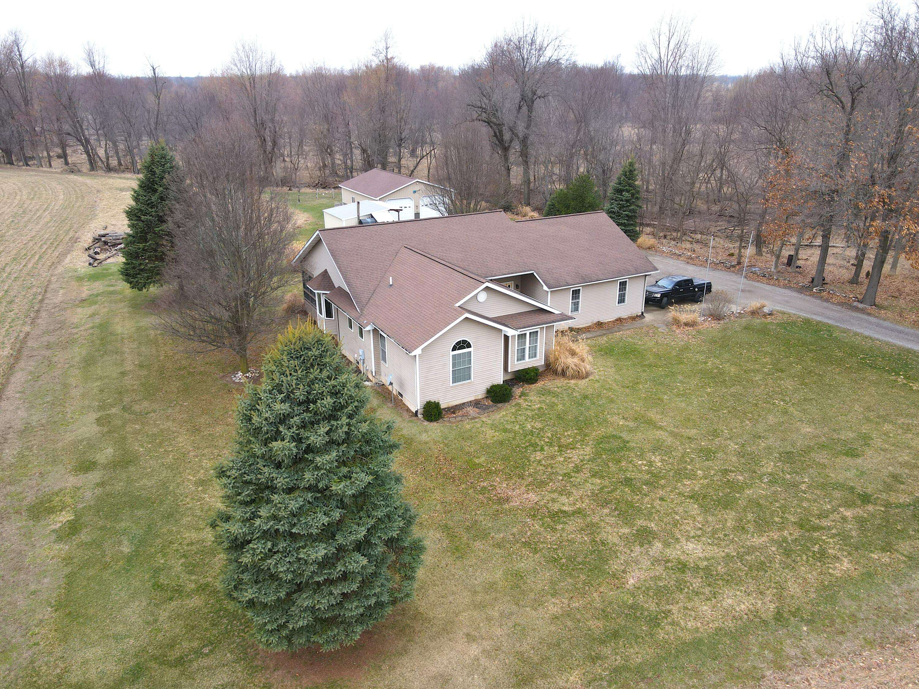 448 N Batavia RD, Batavia Twp, MI 49036