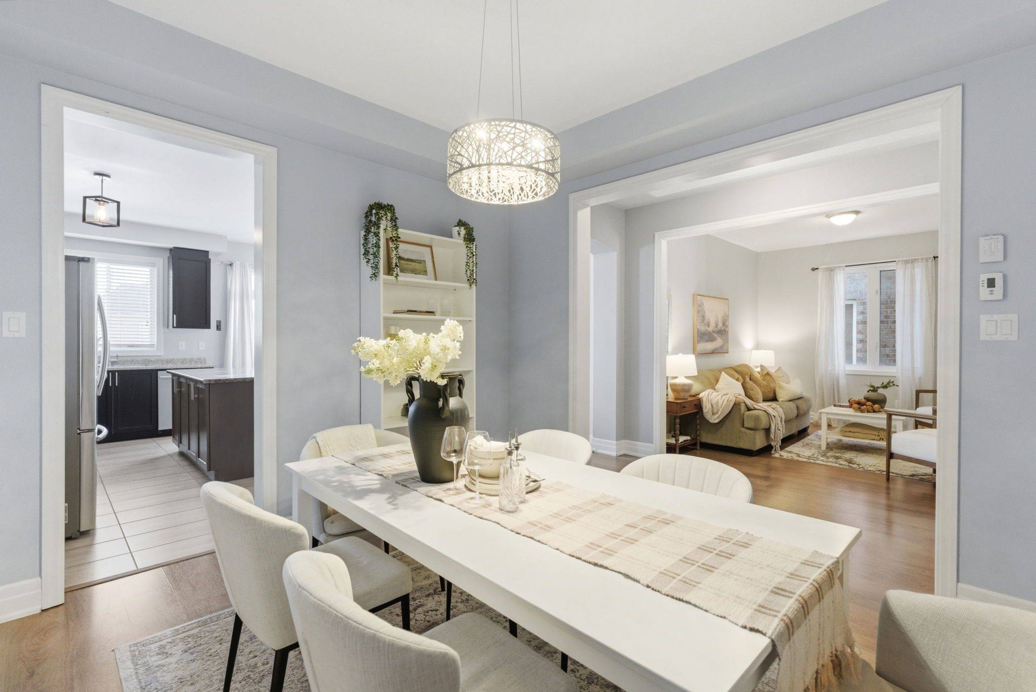 2507 Standardbred DR, Oshawa, ON L1H 7K4