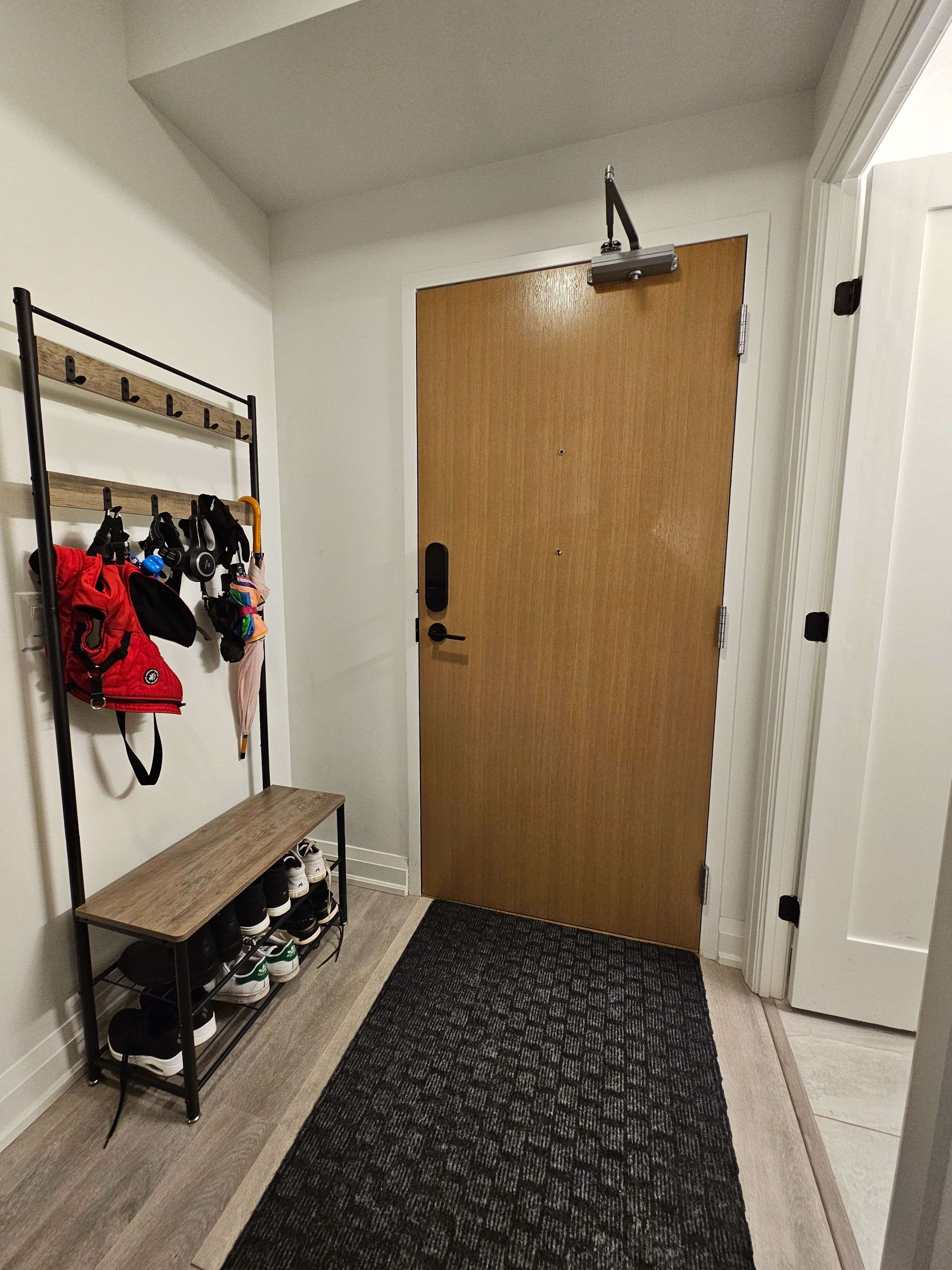 2369 Danforth AVE #801, Toronto E02, ON M4C 0B1