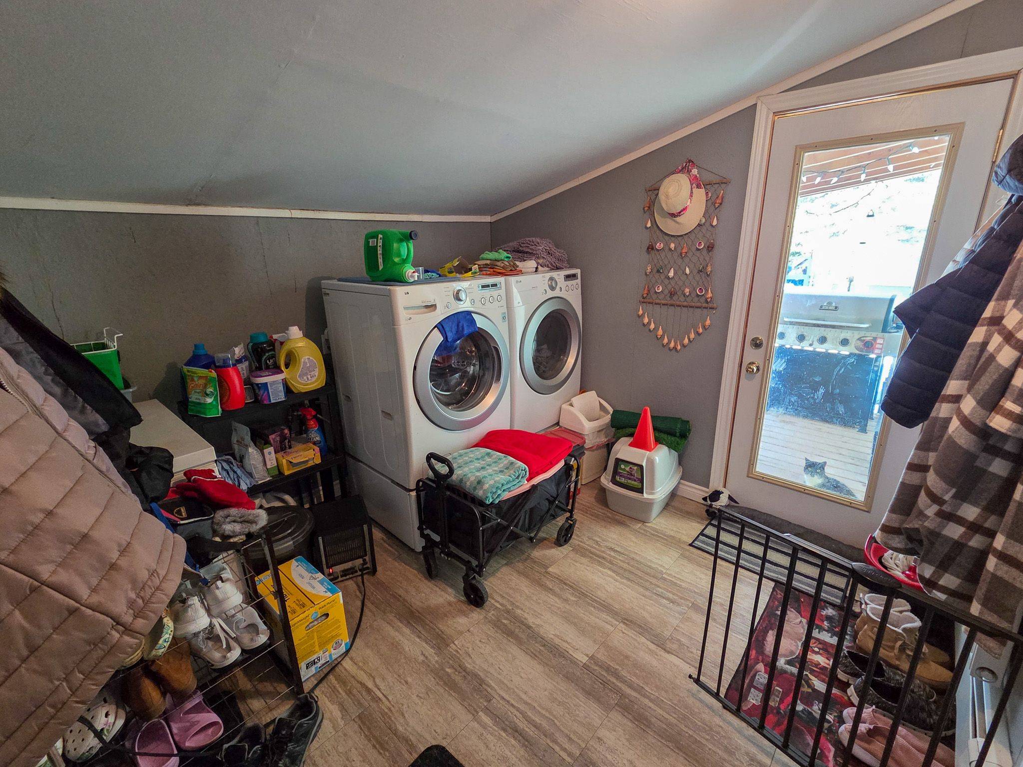 75 Seventh AVE, Englehart, ON P0J 1H0