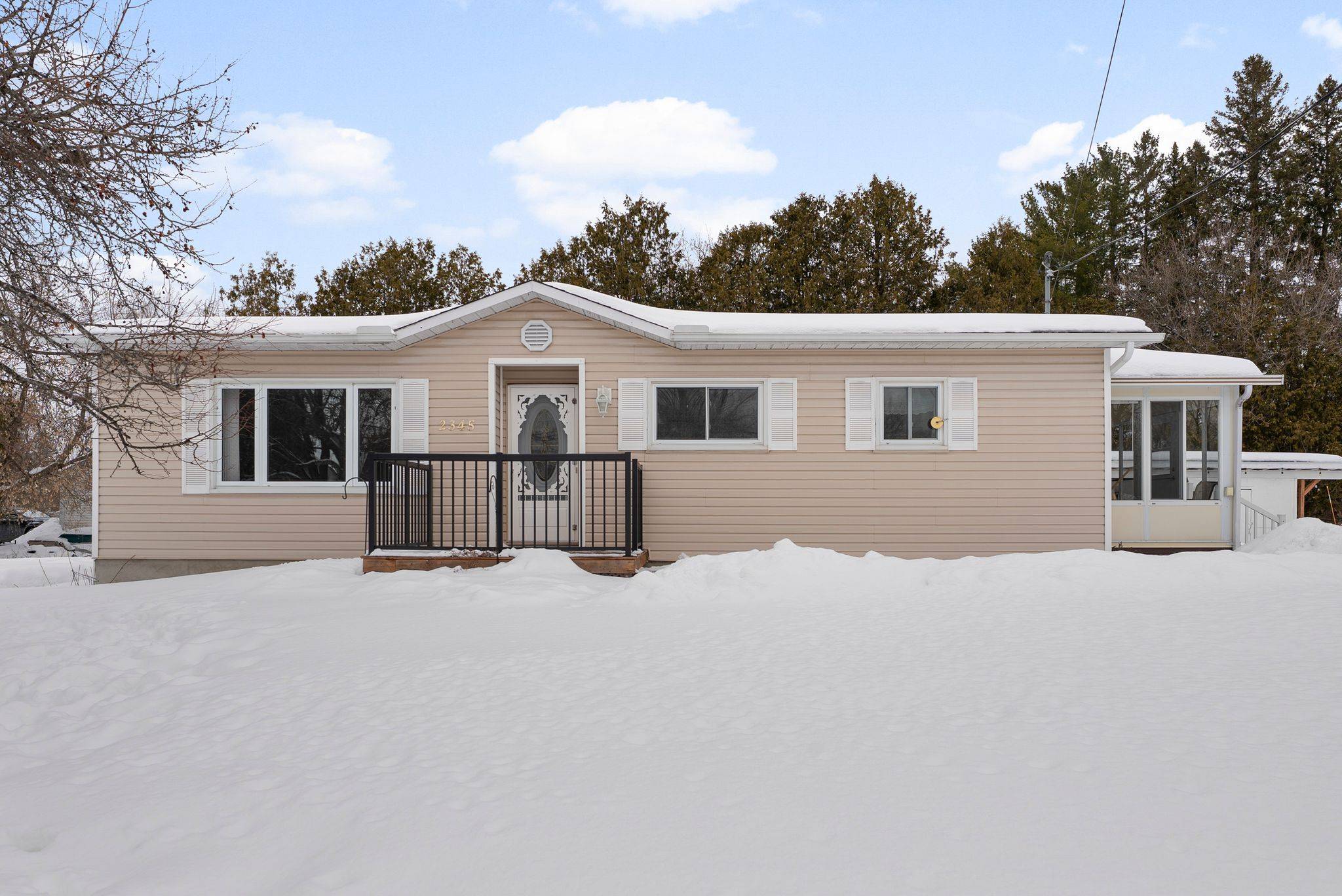 2345 Fitzroy ST, Carp - Dunrobin - Huntley - Fitzroy And Area, ON K0A 1X0