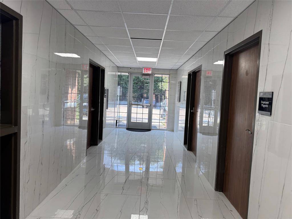 1735 Keller Springs Road, Carrollton, TX 75006