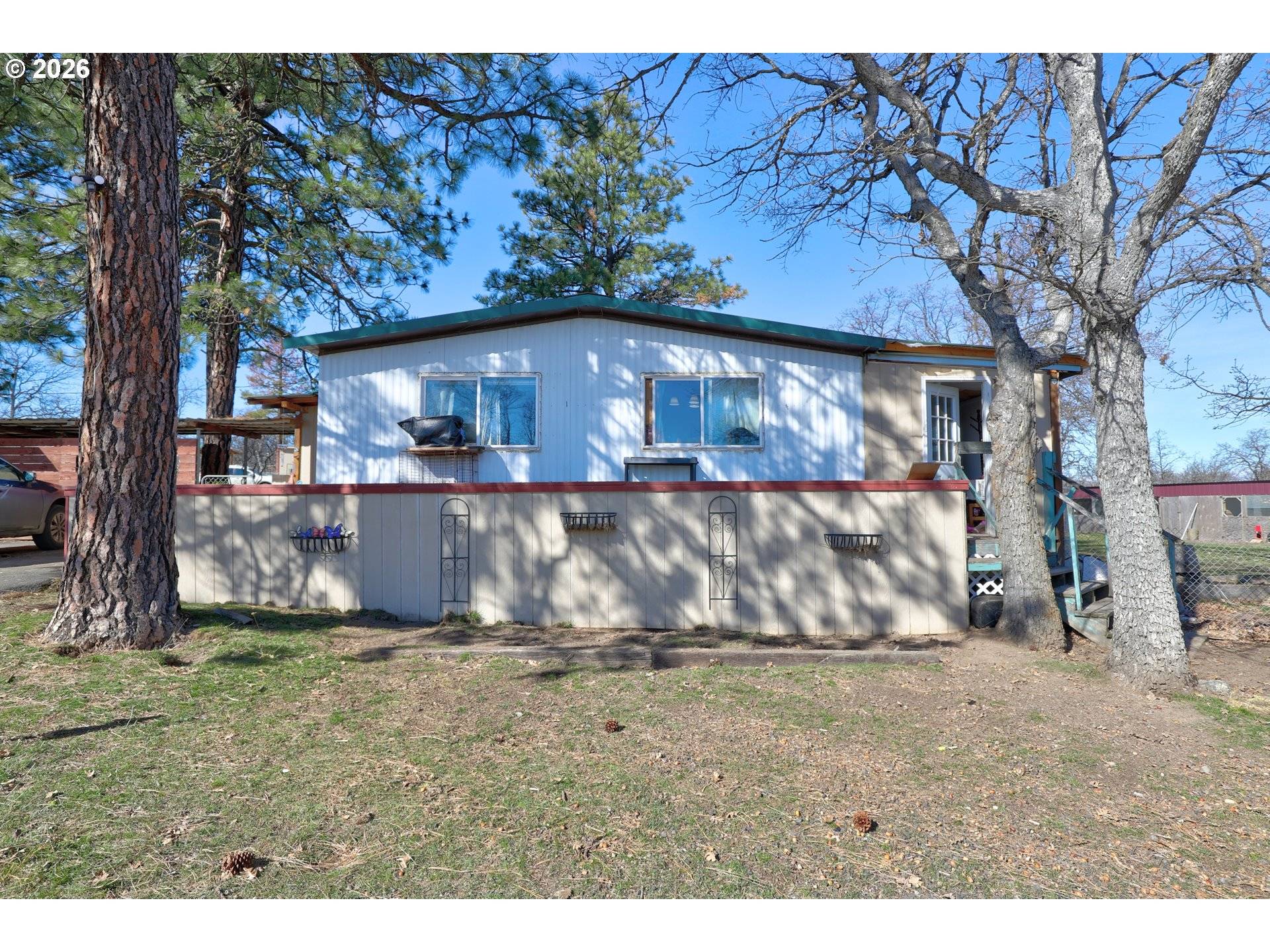 80165 RIDGETOP RD, Dufur, OR 97021