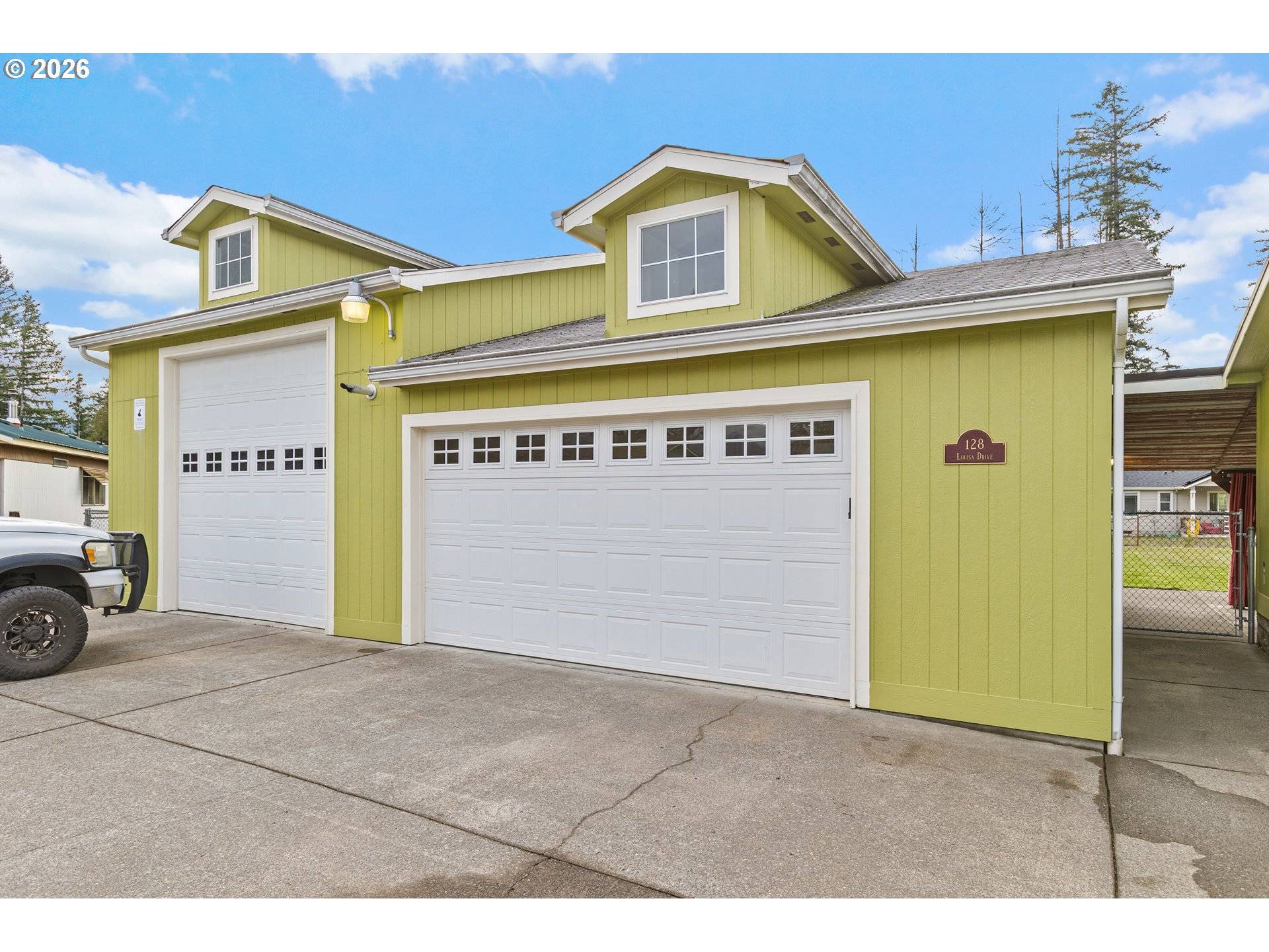 128 LOUISA ST, Gates, OR 97346