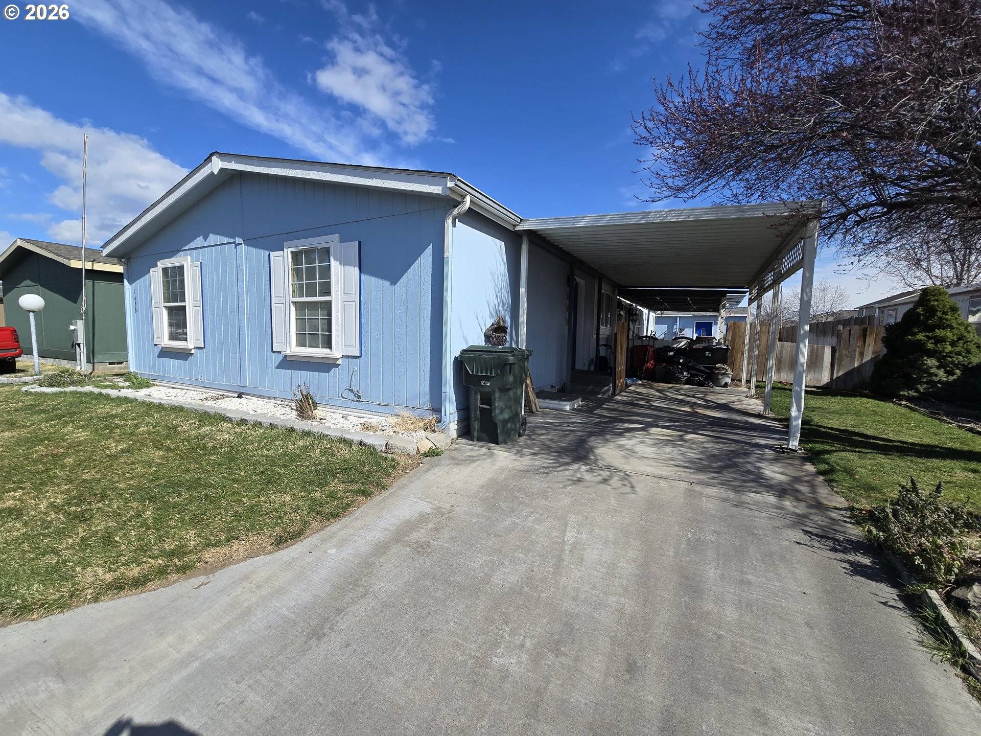 1688 NE 3RD PL, Hermiston, OR 97838