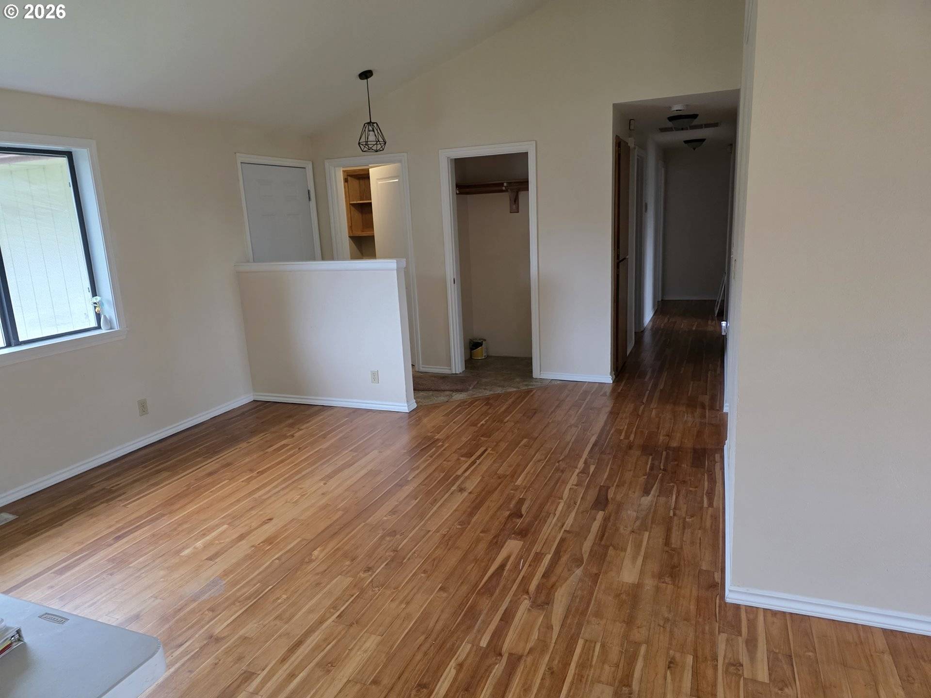 557 S 44TH ST, Springfield, OR 97478