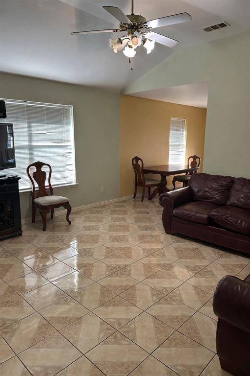 3819 Kiest Valley Court, Dallas, TX 75233