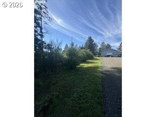 01 Abbott, Astoria, OR 97103
