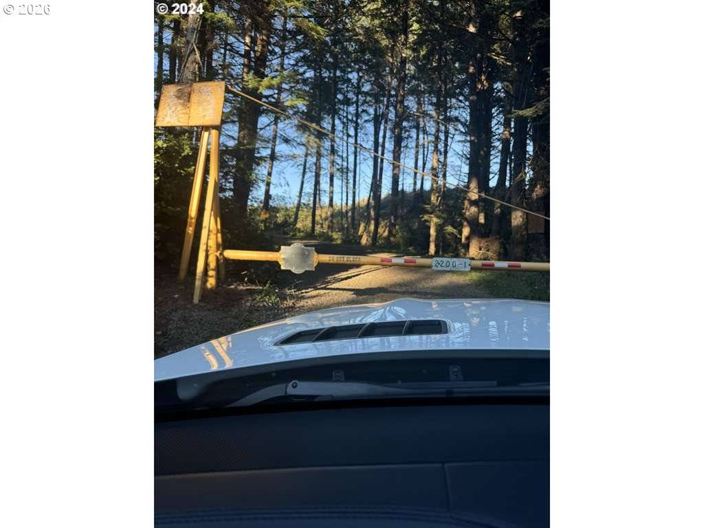 S Schooner Creek RD, Lincoln City, OR 97367