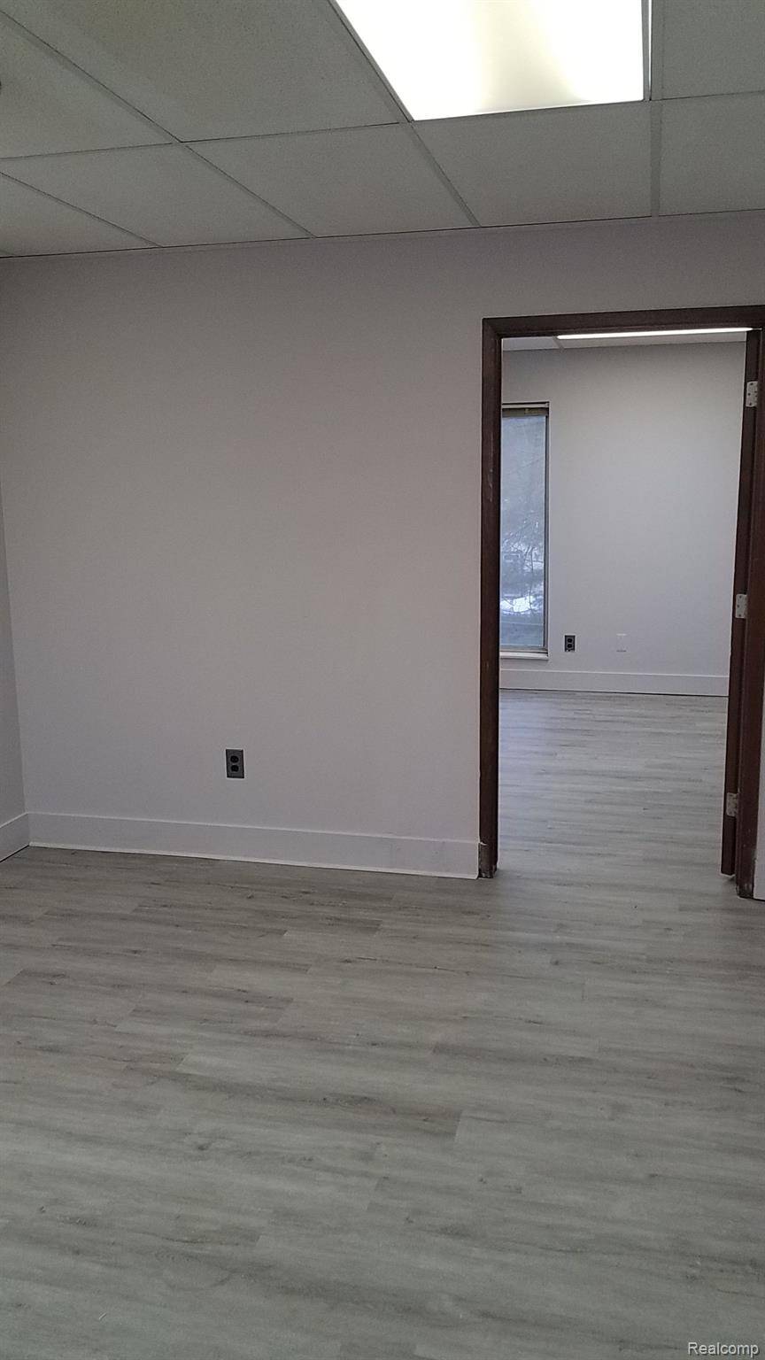 24225 9 MILE Suite 105, Southfield, MI 48033