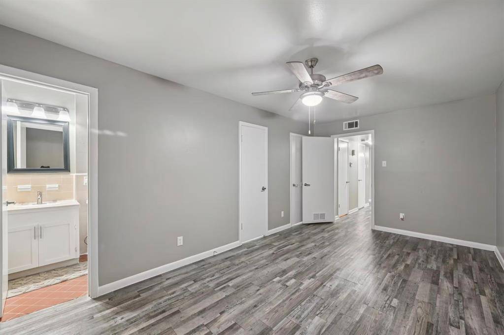 6151 E Mockingbird Lane, Dallas, TX 75214