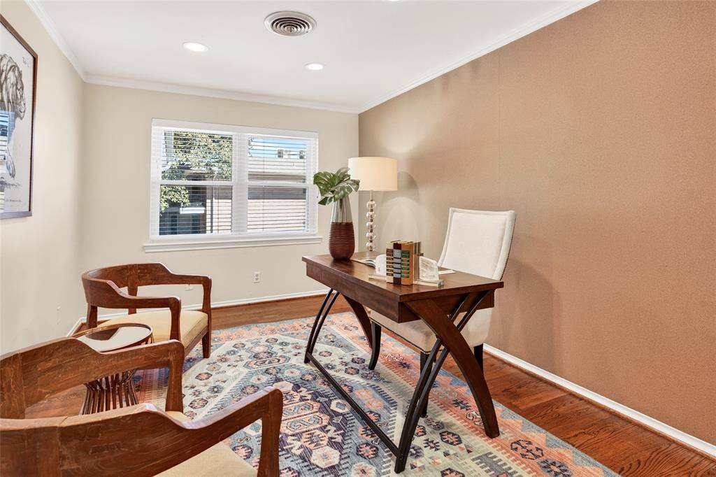 6234 Bandera Street #C, Dallas, TX 75225