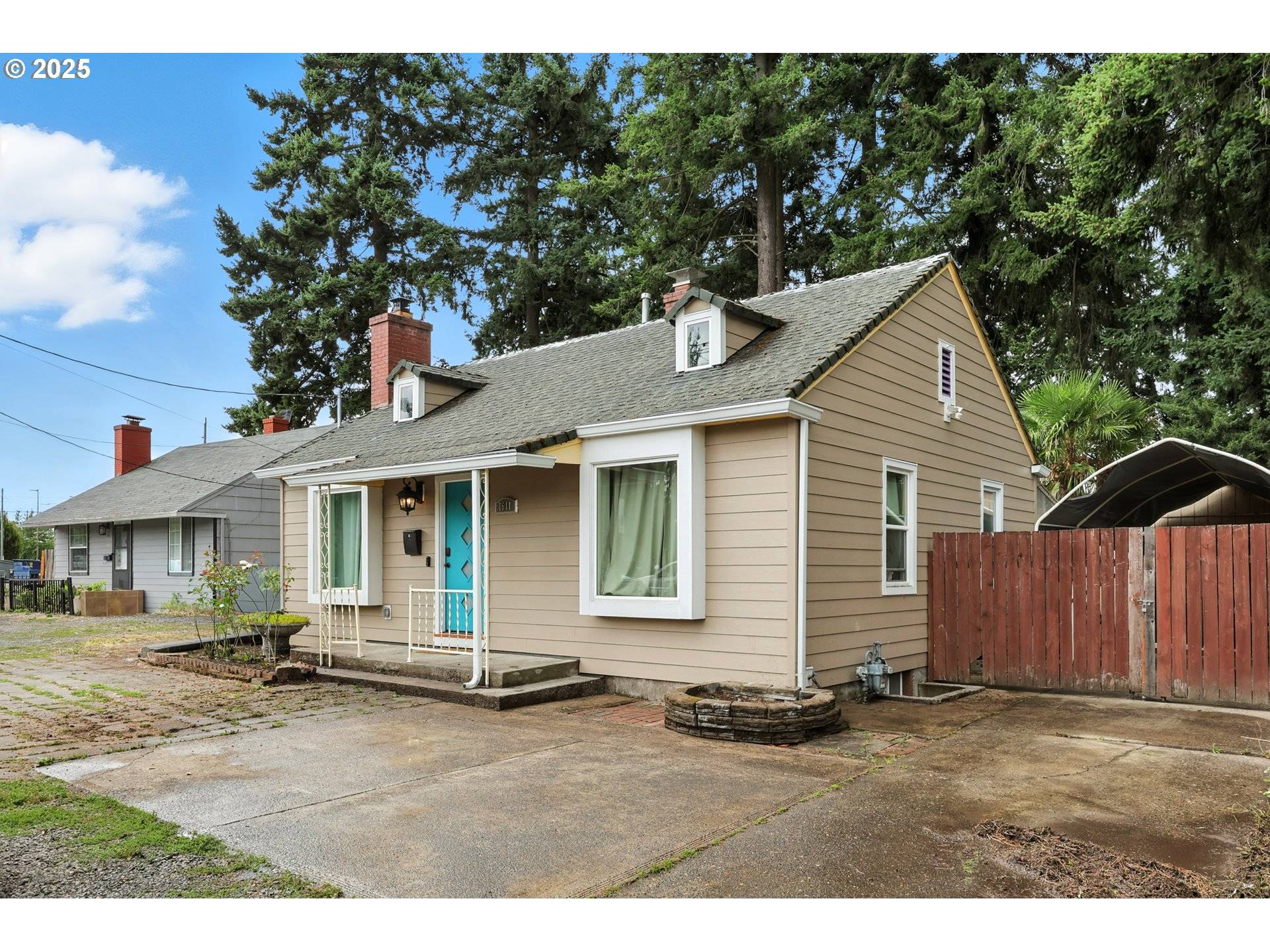 1611 NE 102ND AVE, Portland, OR 97220