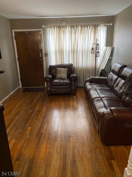 154 W Side Ave, Jersey City, NJ 07305