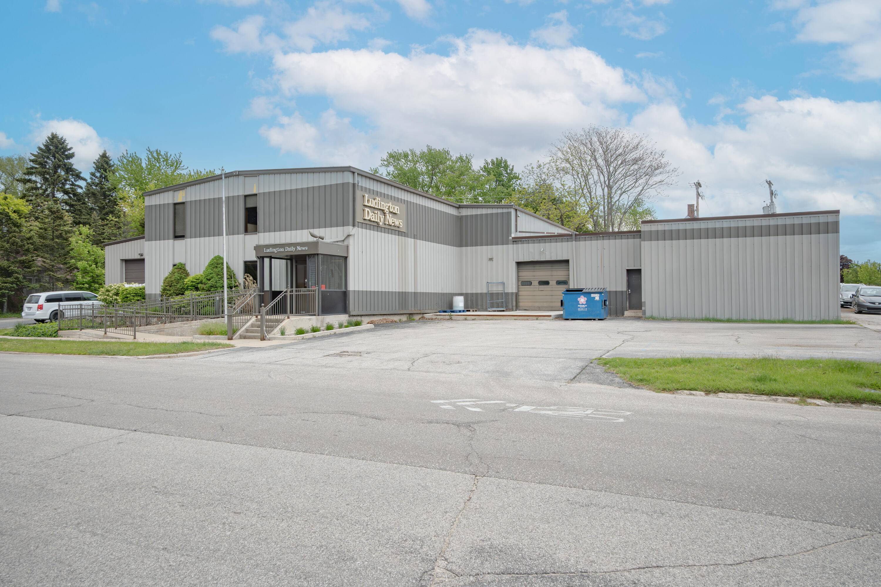 202 N Rath AVE, Ludington, MI 49431