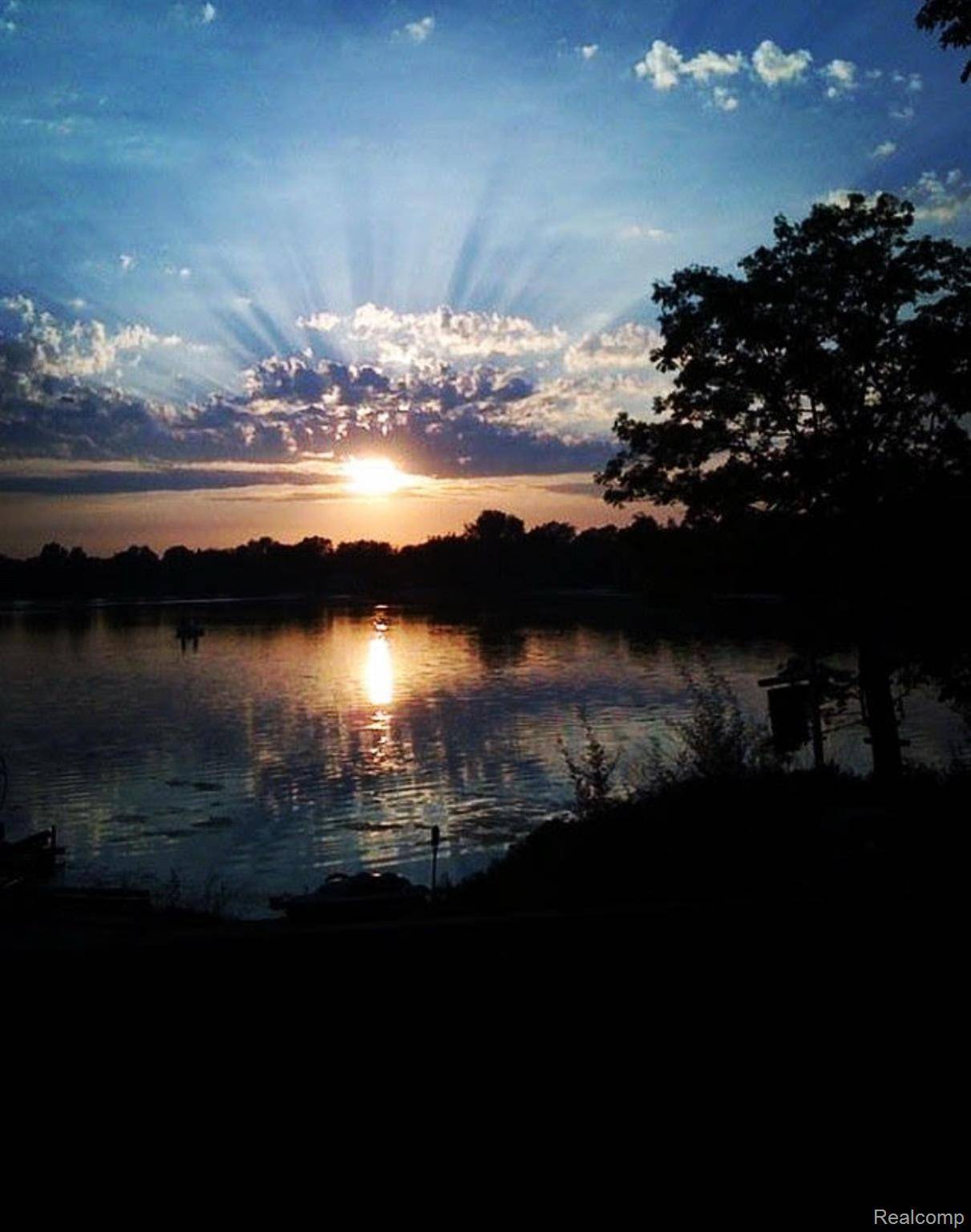 00 Rolling Acres DR, Brandon Charter Township, MI 48462