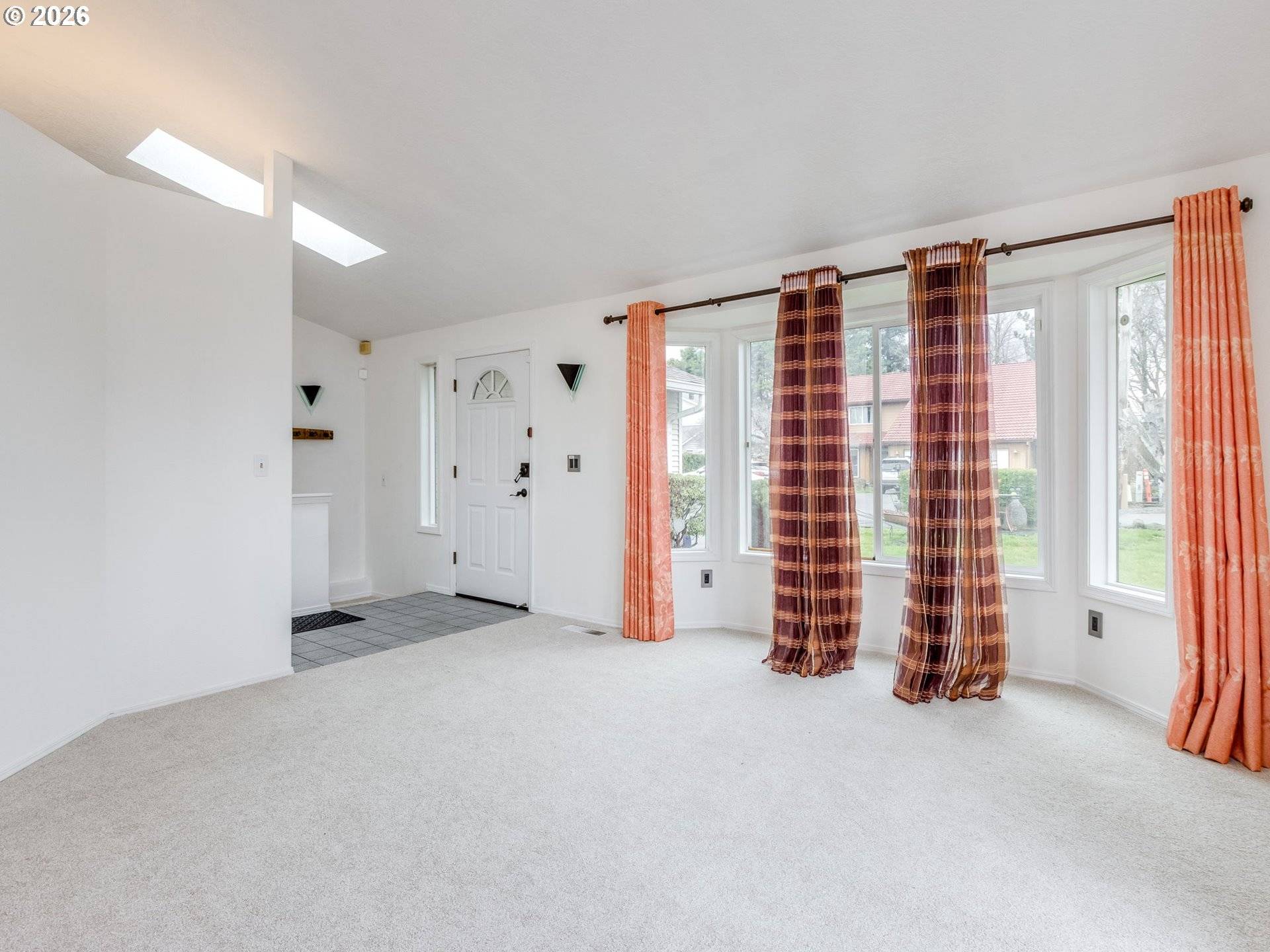 204 CRESTWOOD ST, Fairview, OR 97024