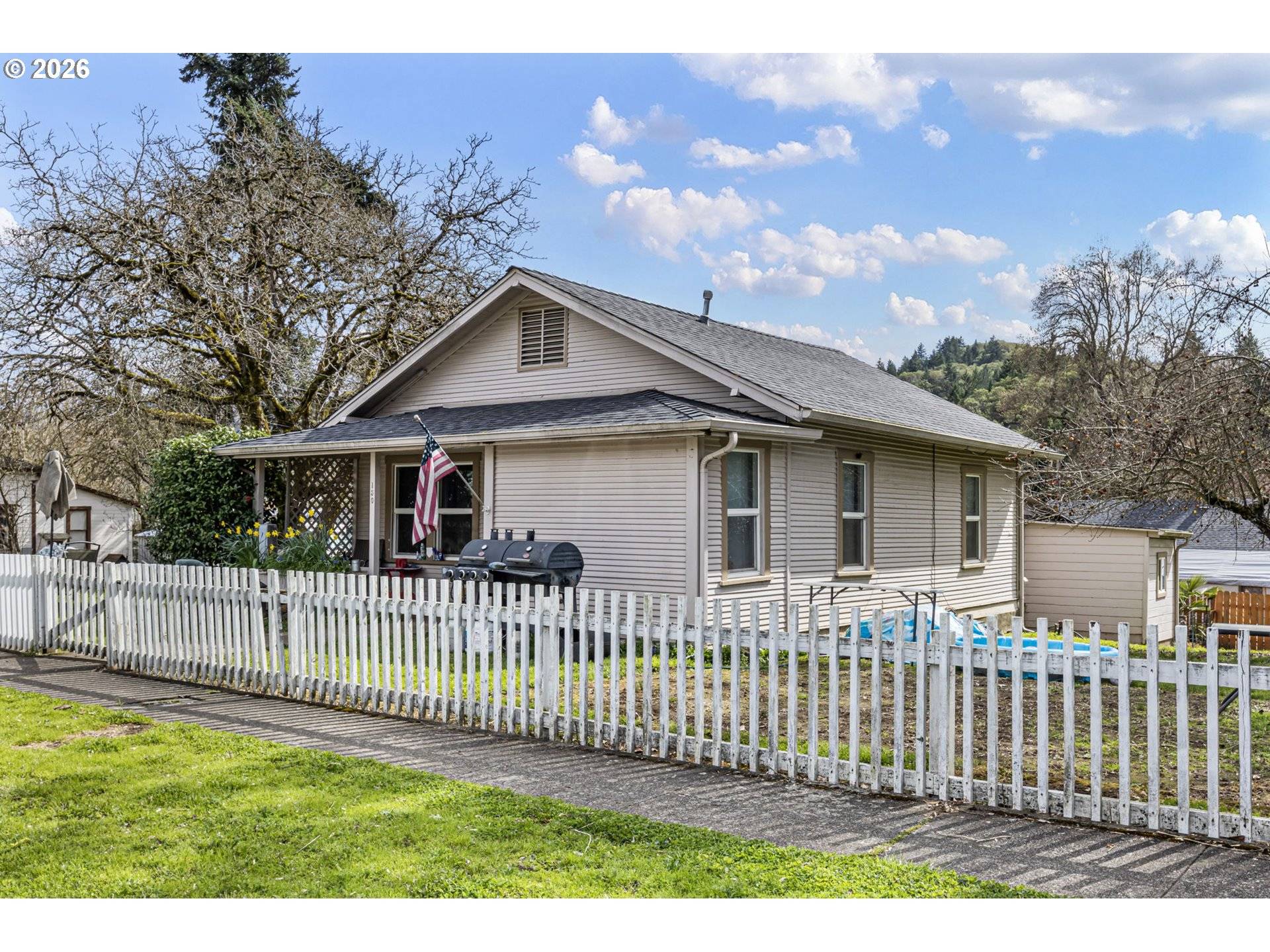 150 NE BROADWAY ST, Myrtle Creek, OR 97457