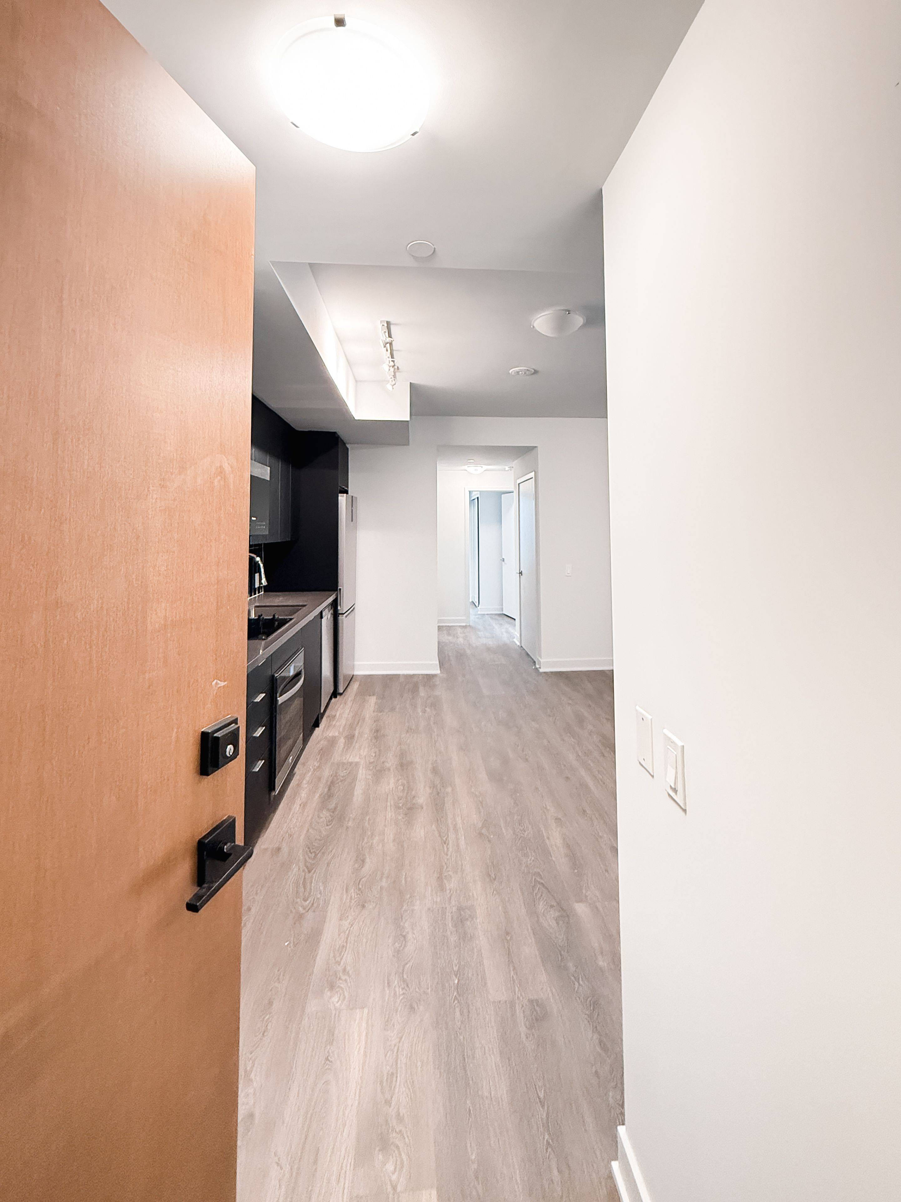 2920 Highway 7 N/A #2404, Vaughan, ON L4K 0P4