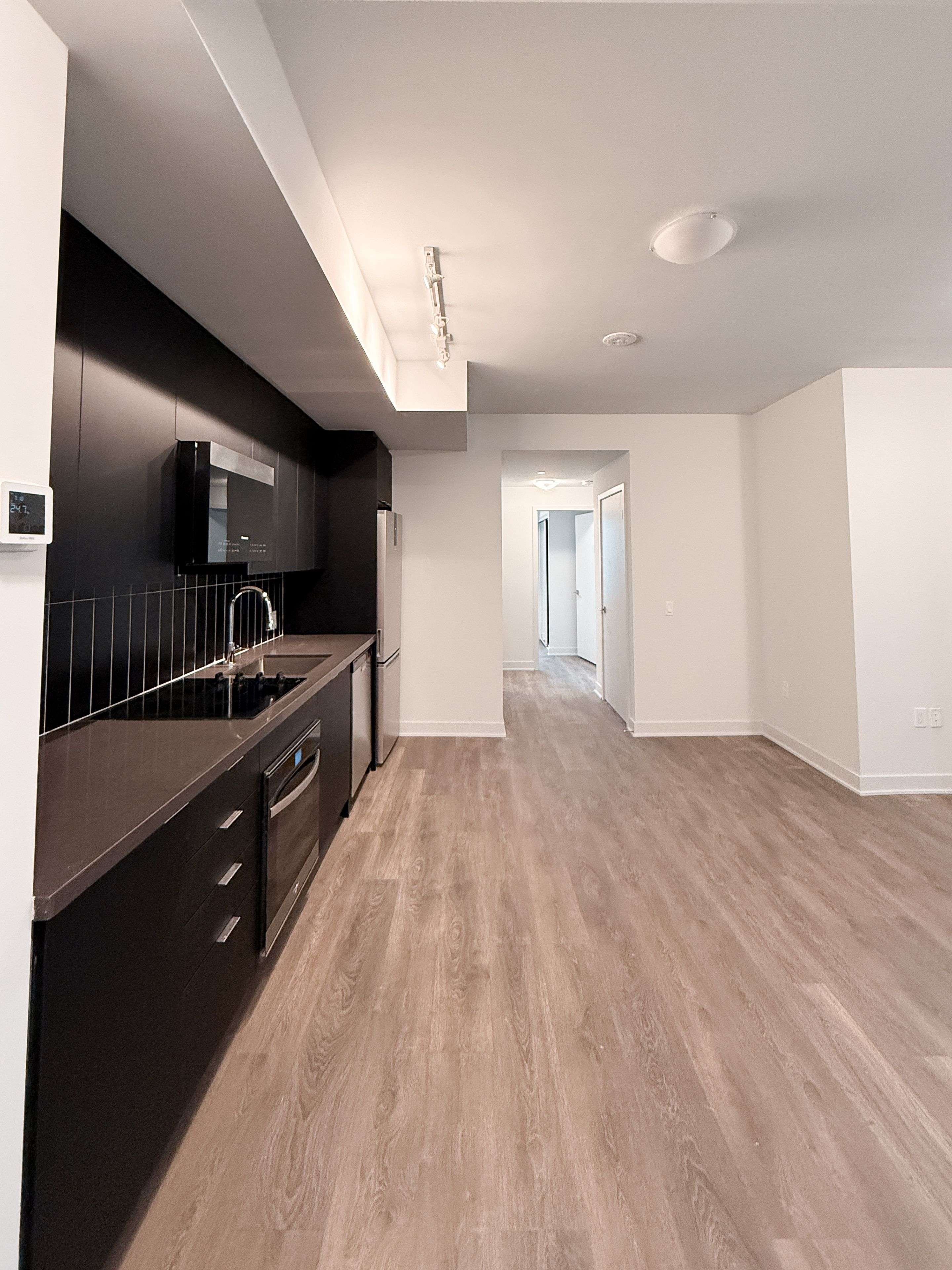 2920 Highway 7 N/A #2404, Vaughan, ON L4K 0P4