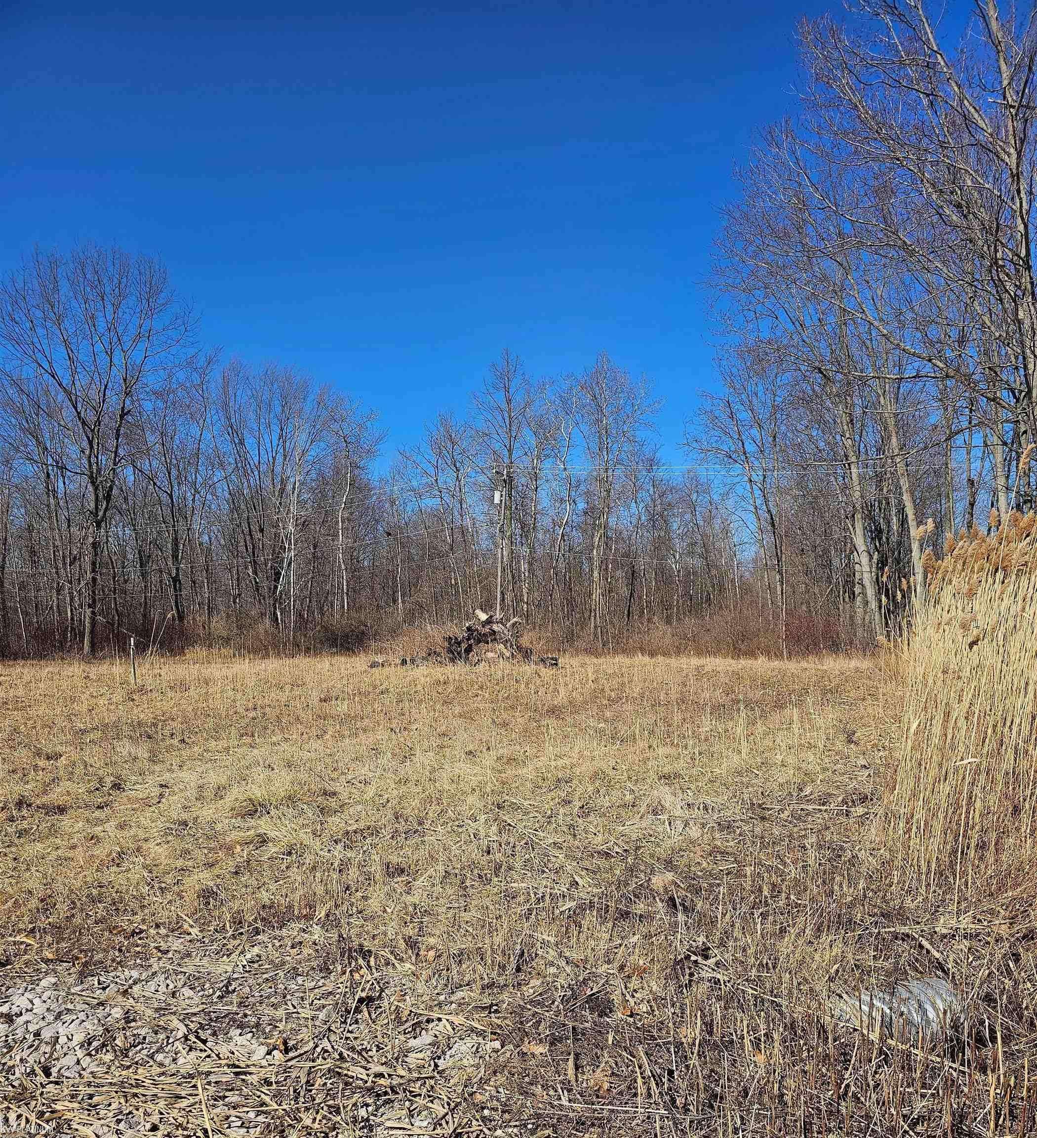 3260 N shoreview DR, Fort Gratiot Twp, MI 48059