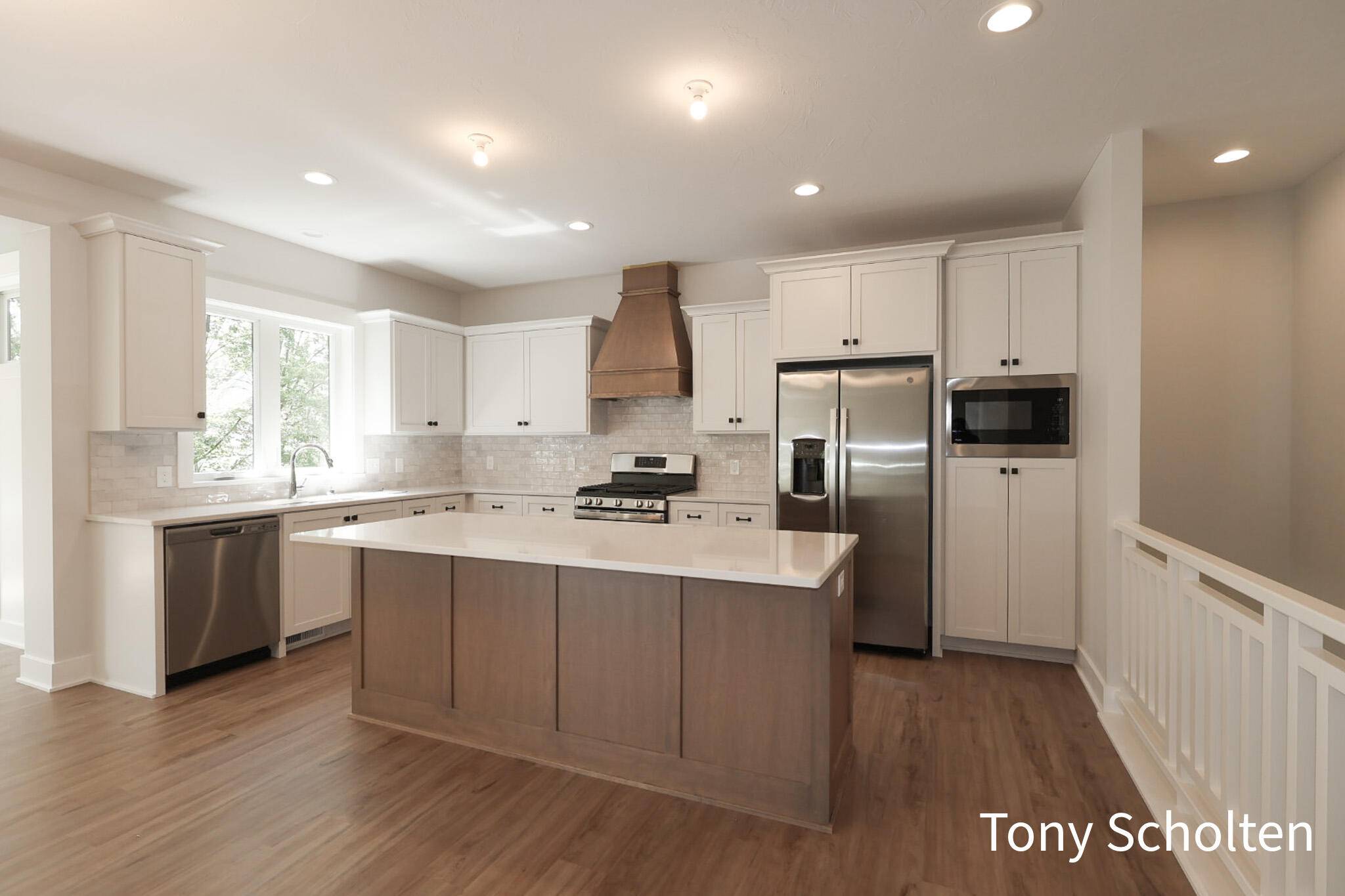 6314 Blendon Woods DR #20, Blendon Twp, MI 49426