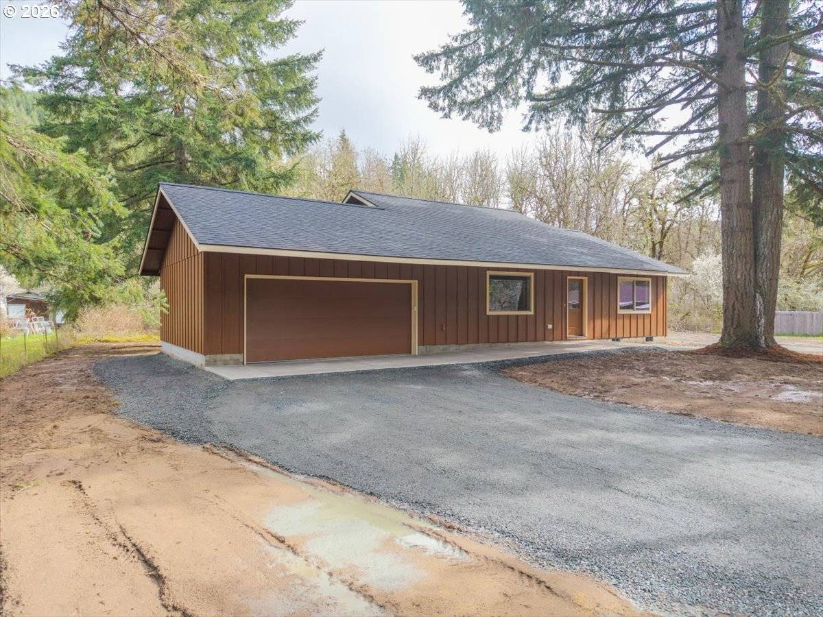37875 ROW RIVER RD, Dorena, OR 97434