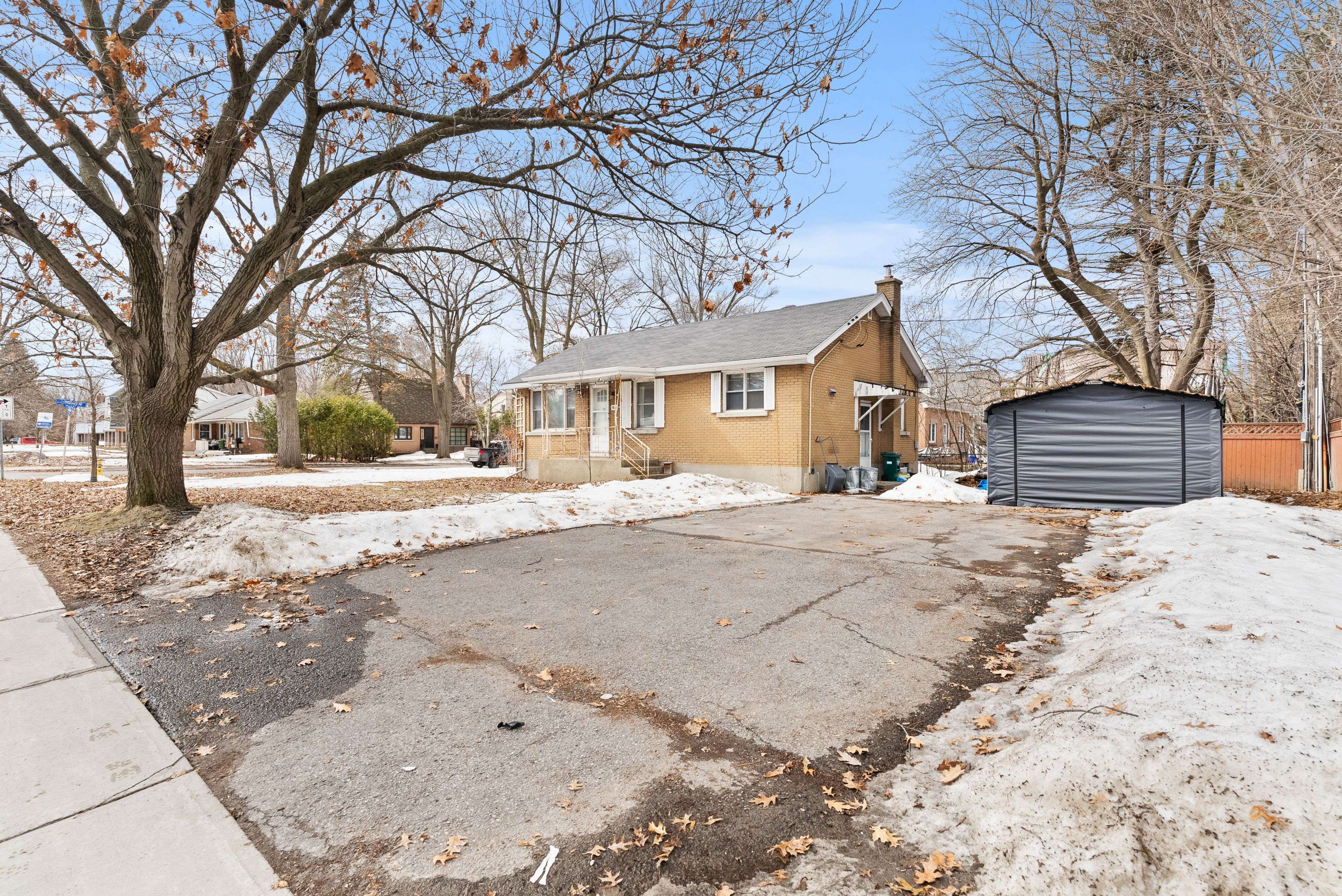 1610 Alta Vista DR, Alta Vista And Area, ON K1G 0G3