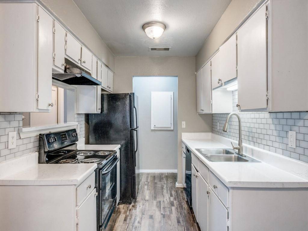 1122 Millview Drive #2402, Arlington, TX 76012