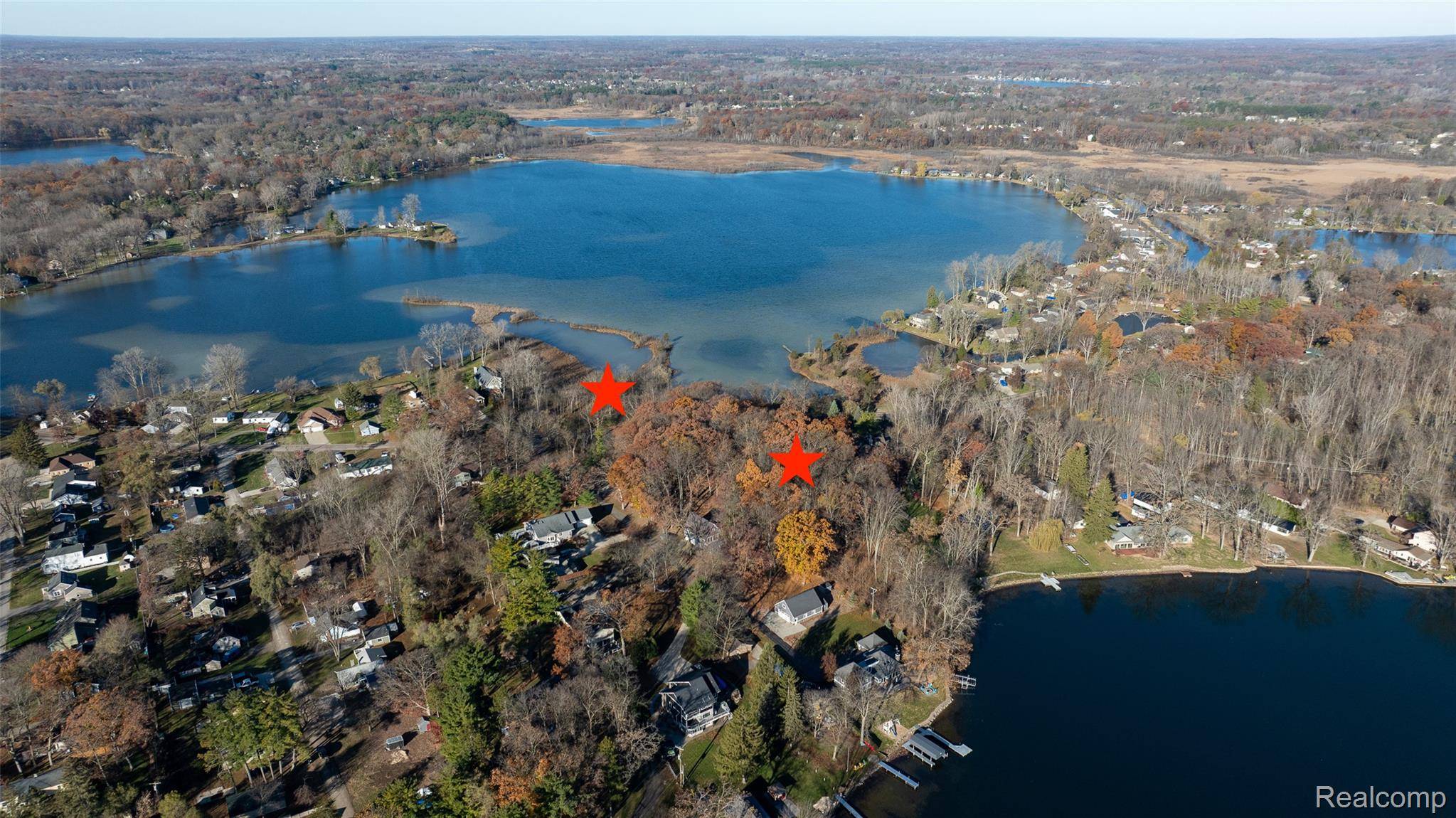 10239 Kress RD, Pinckney Village, MI 48169