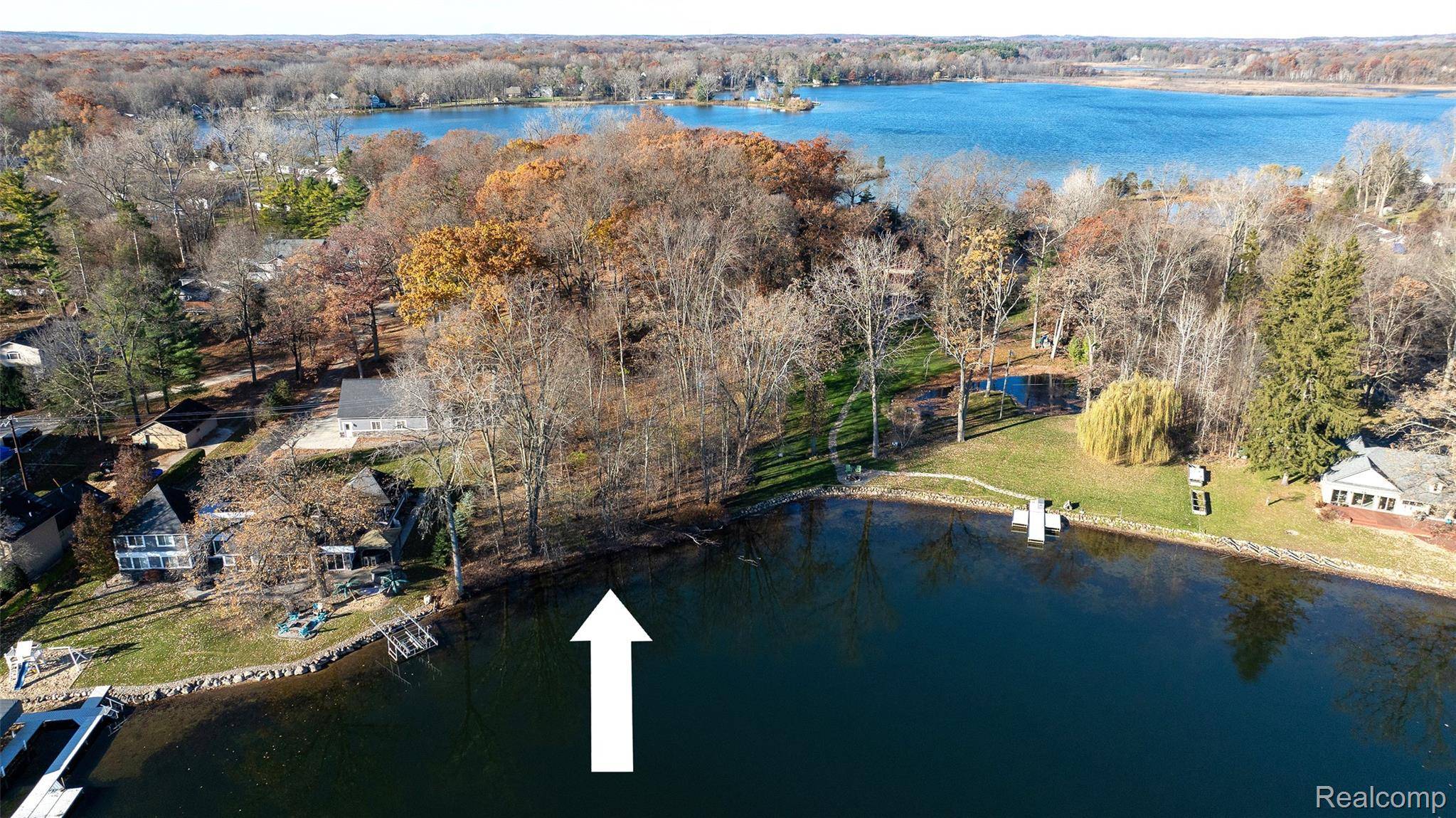 10239 Kress RD, Pinckney Village, MI 48169