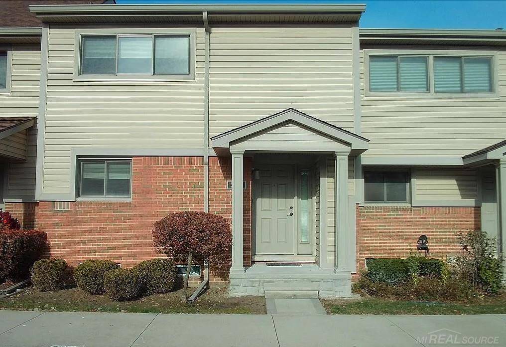 3733 Old Creek RD, Troy, MI 48084