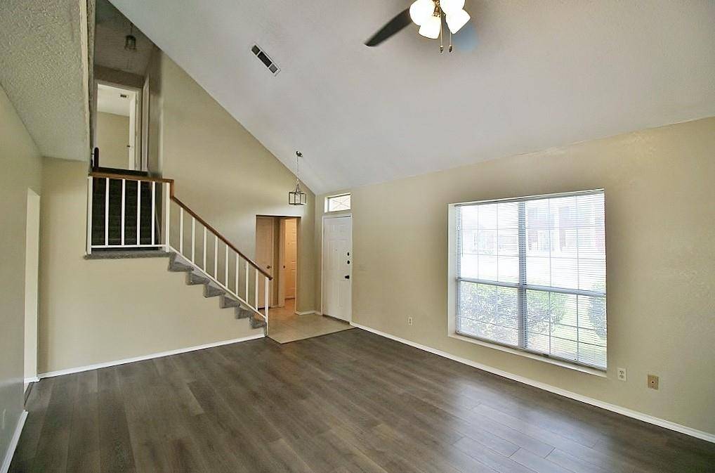 311 Pemberton Place, Cedar Hill, TX 75104