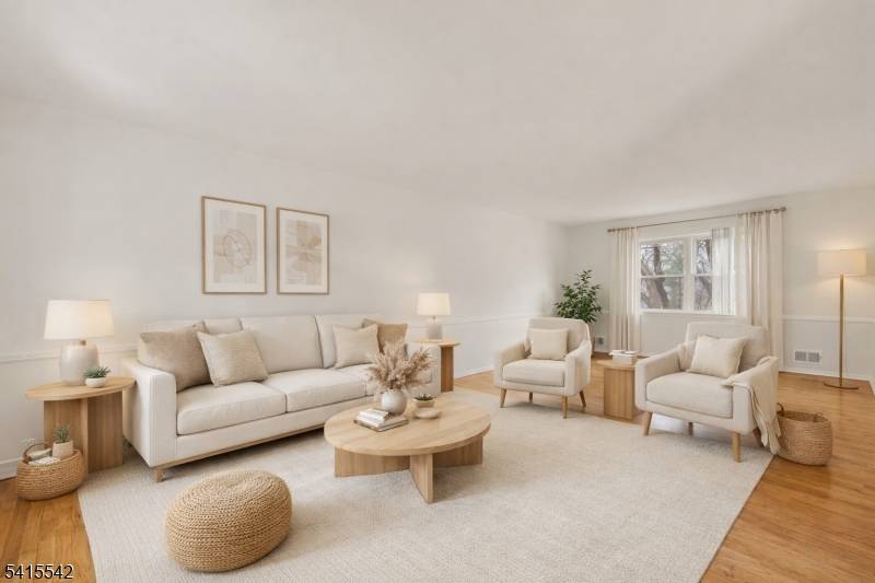 1040 Hillside Drive, North Brunswick Twp., NJ 08902