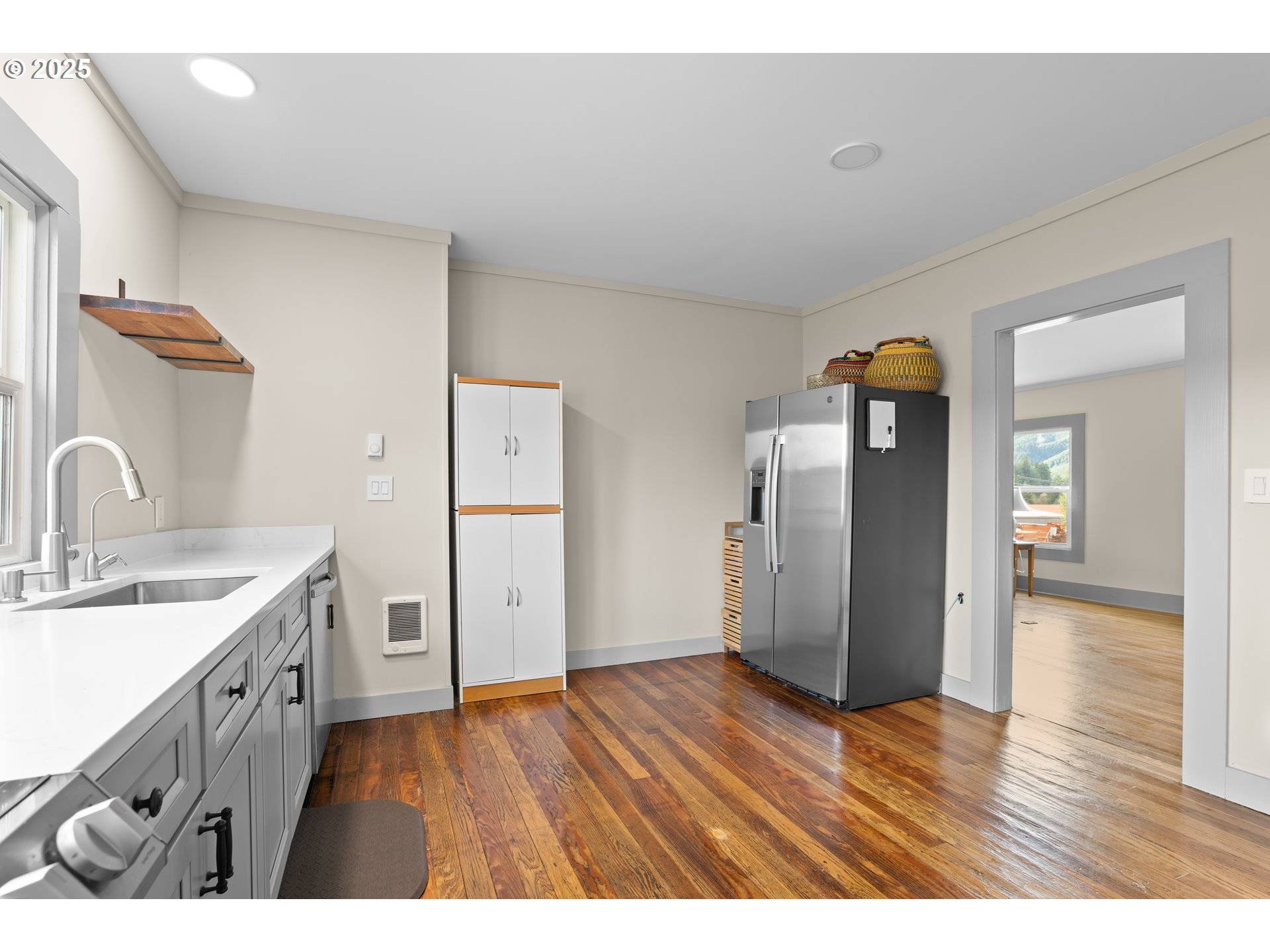 22621 NOTI LOOP, Noti, OR 97461