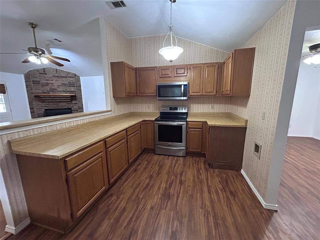 10058 Marblehead Court, Fort Worth, TX 76108