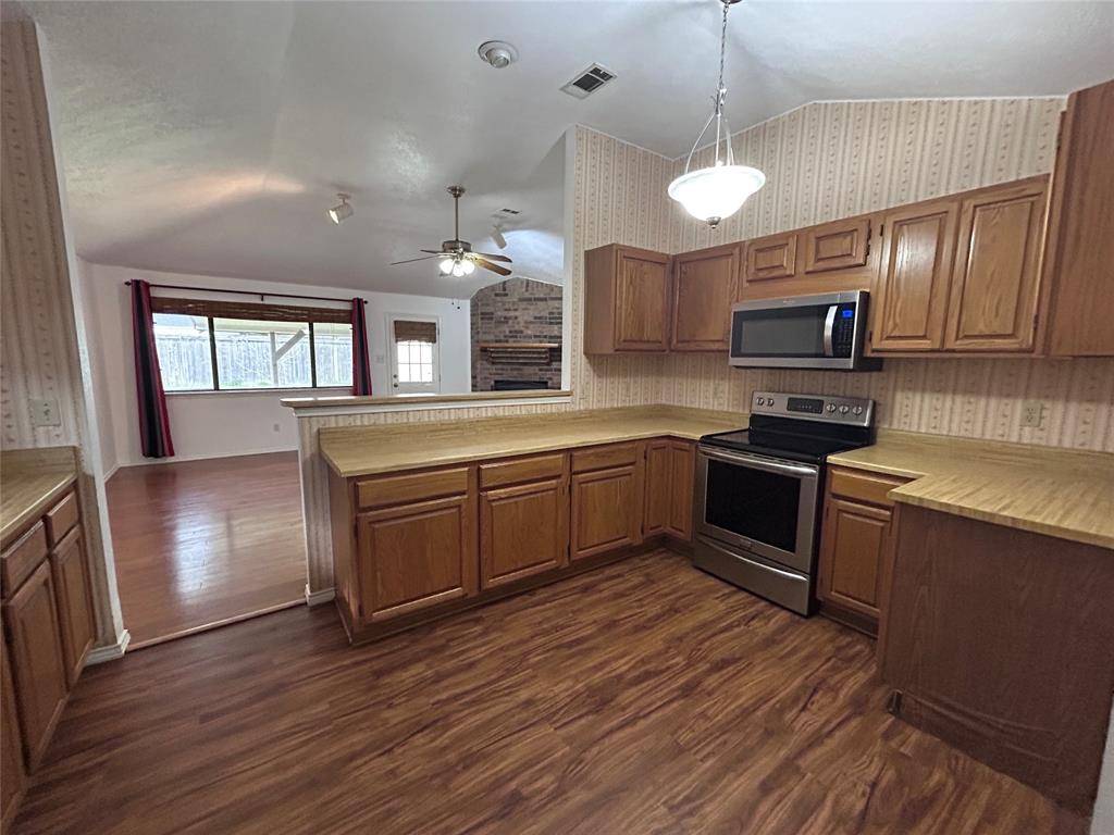 10058 Marblehead Court, Fort Worth, TX 76108