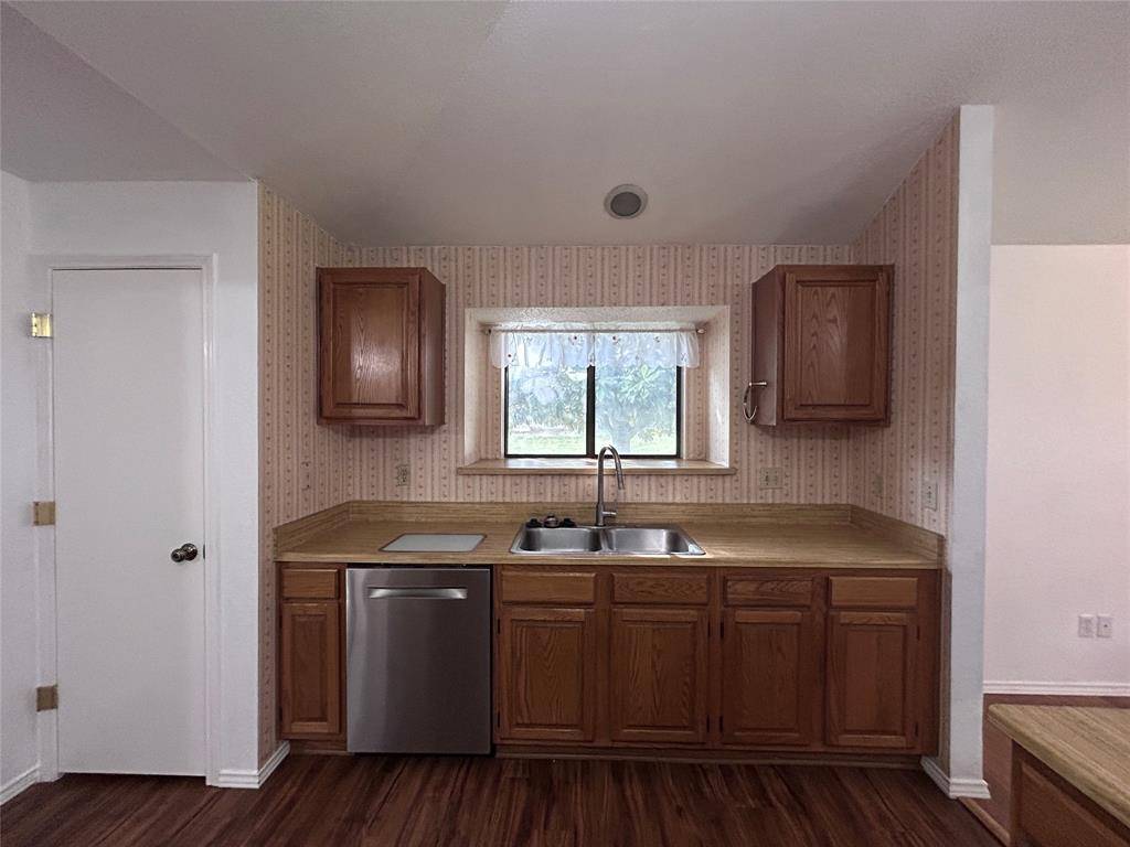 10058 Marblehead Court, Fort Worth, TX 76108