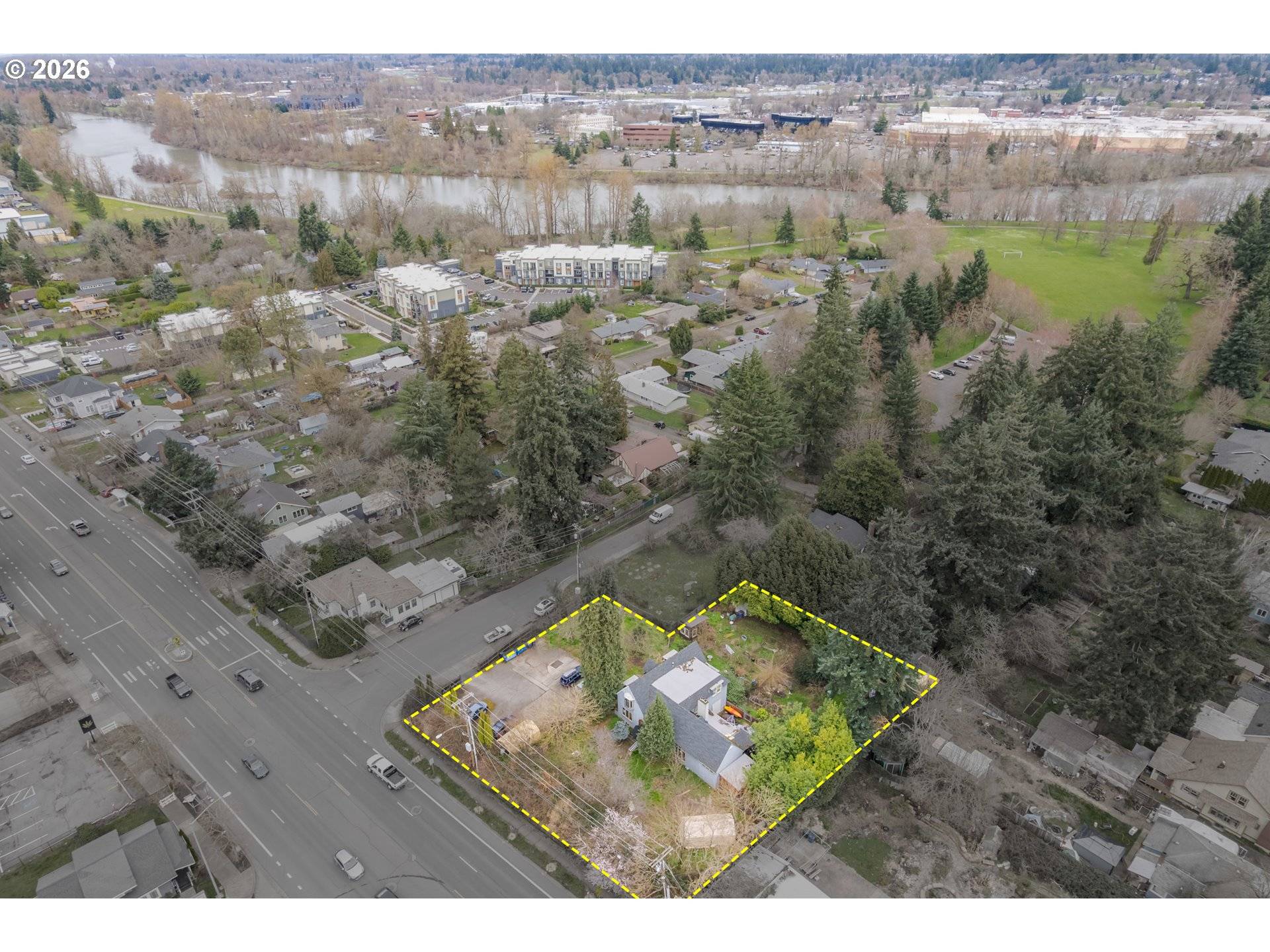 325 RIVER RD, Eugene, OR 97404