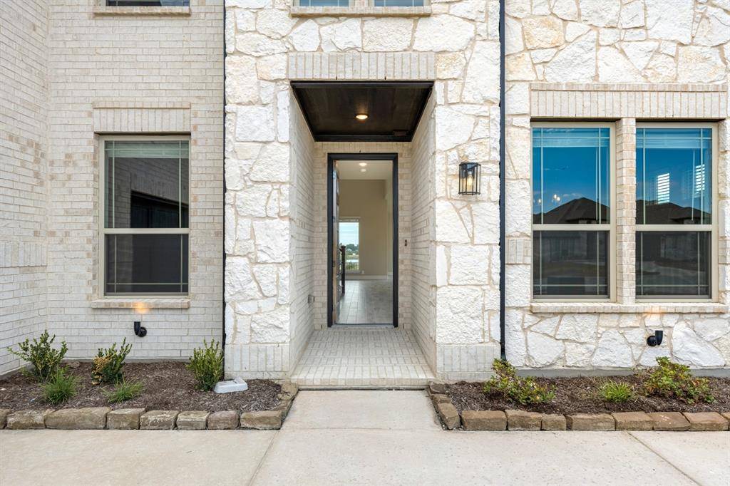 2415 Cornwall Lane, Forney, TX 75126