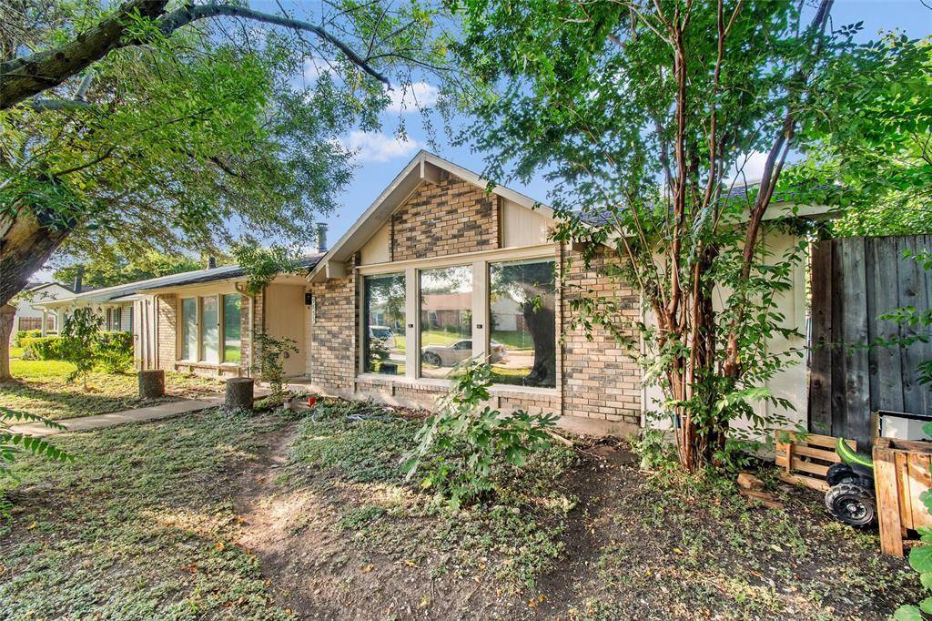 9853 Sophora Circle, Dallas, TX 75249